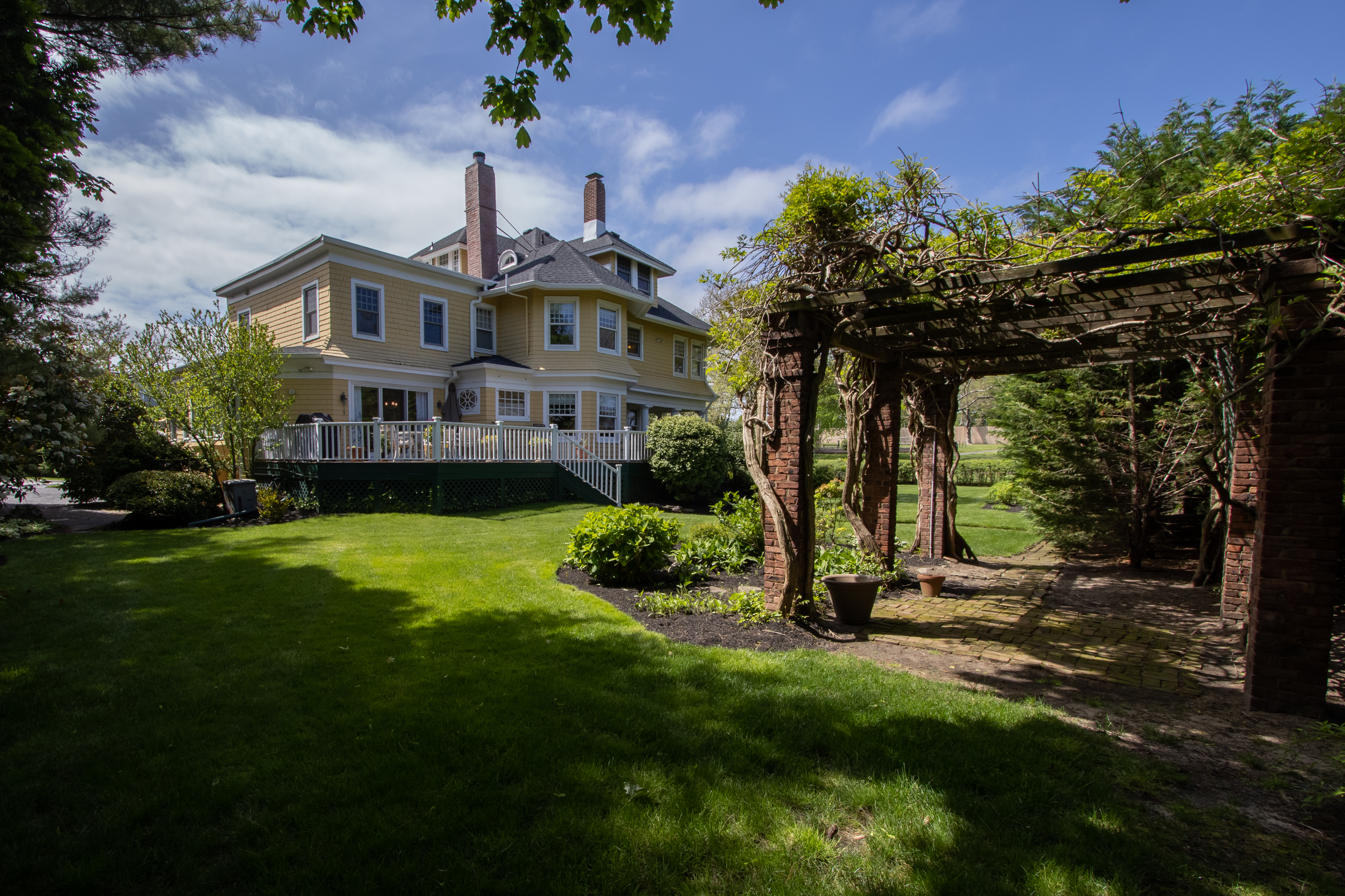 5 Rumson Rd 