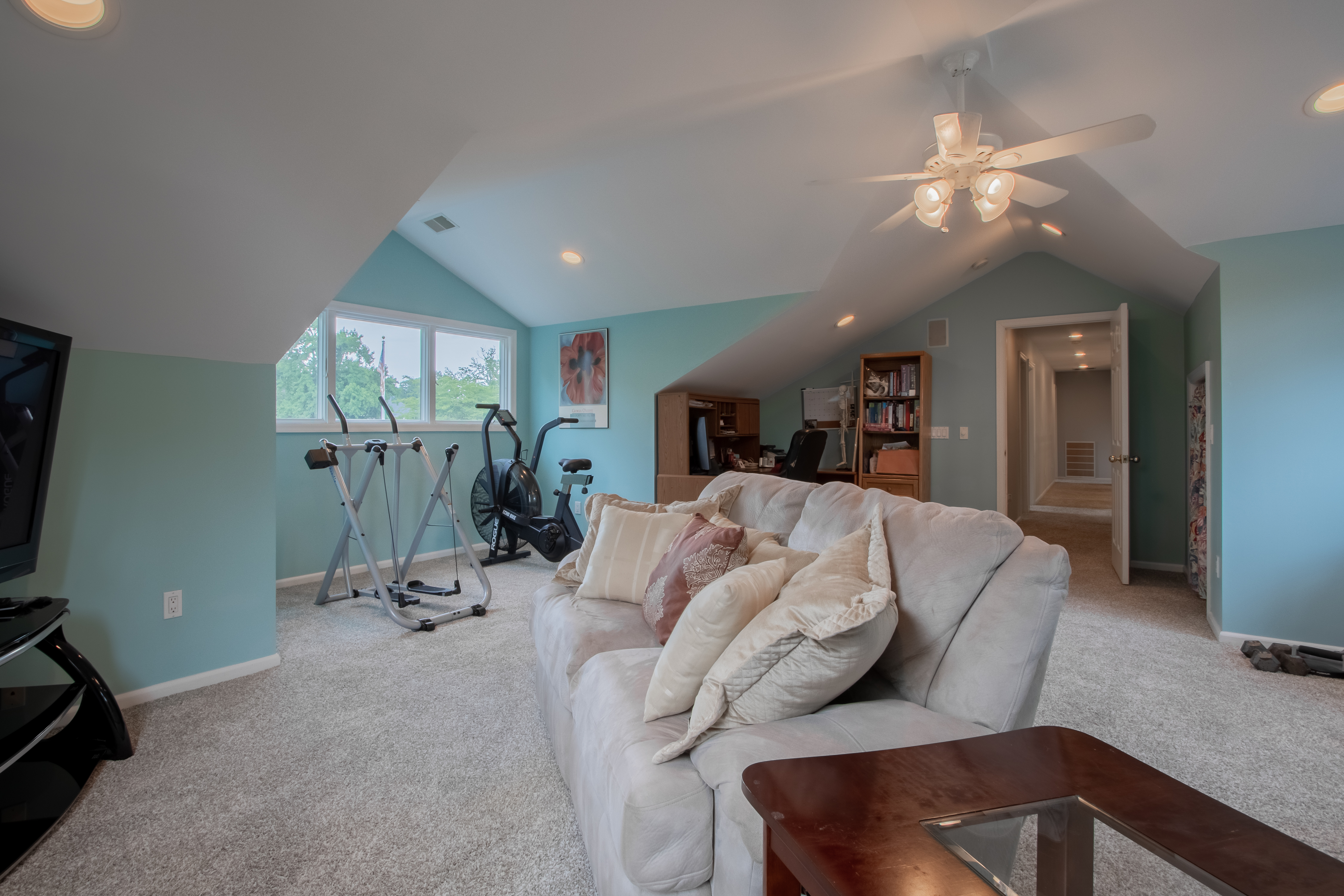 119 Bridgewaters Dr