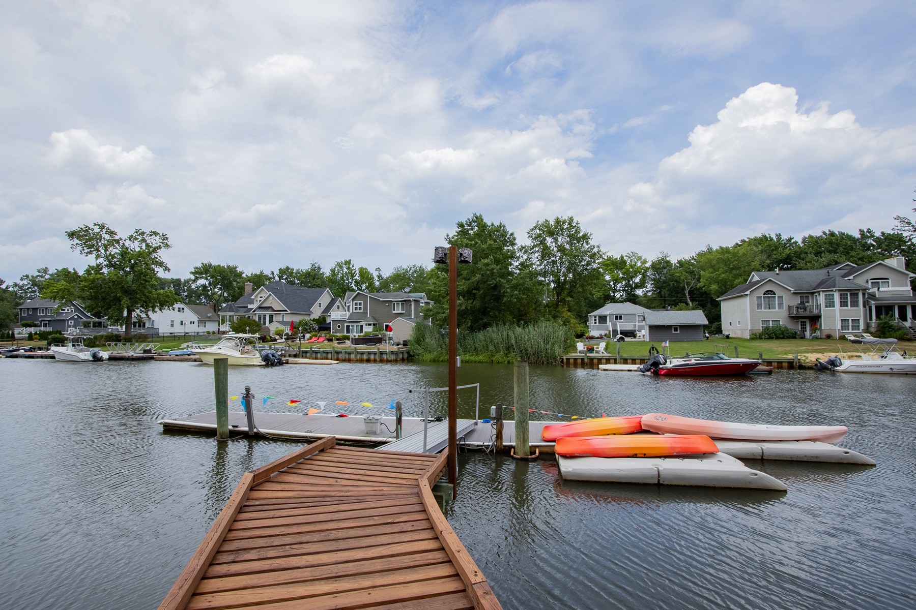 119 Bridgewaters Dr