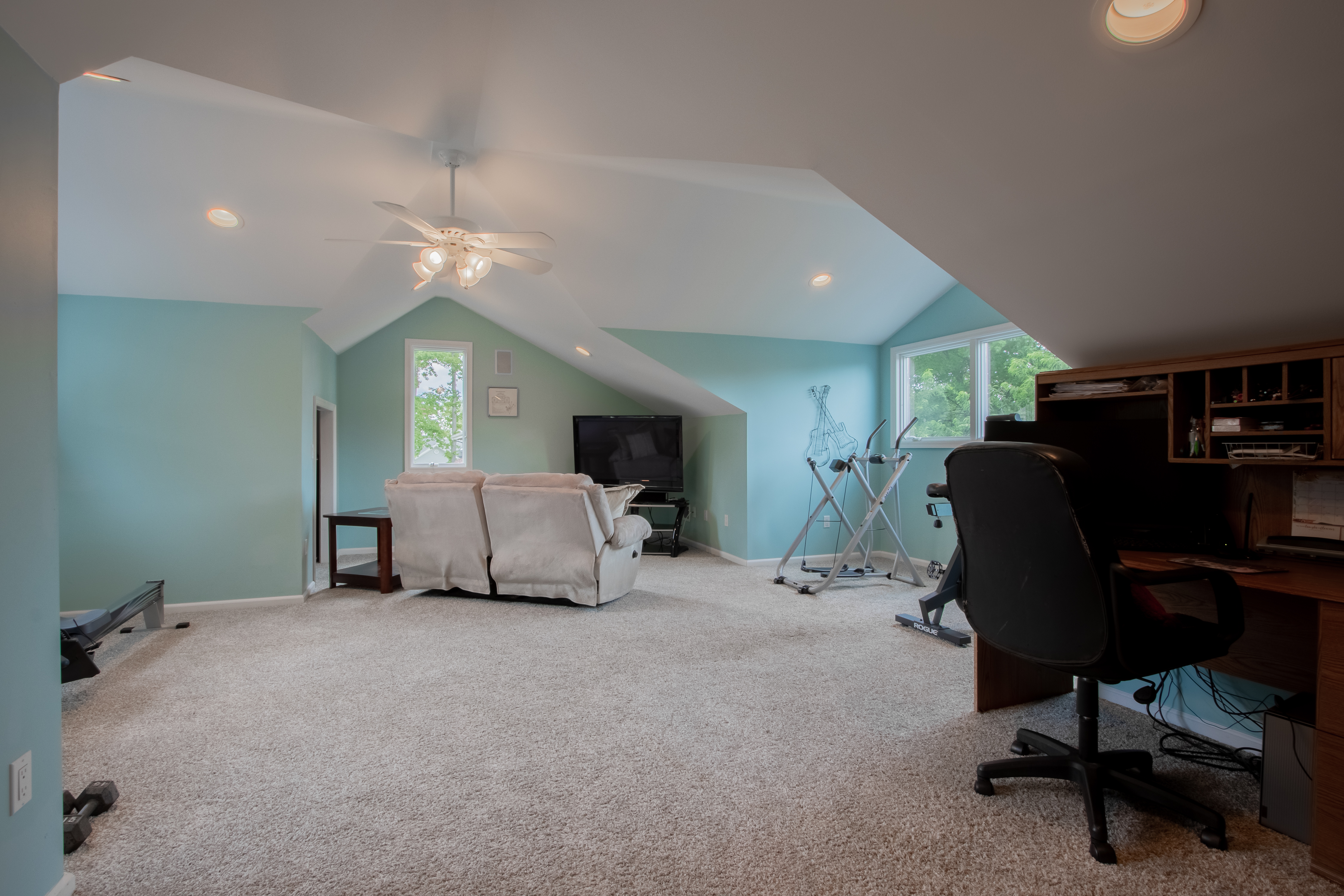 119 Bridgewaters Dr