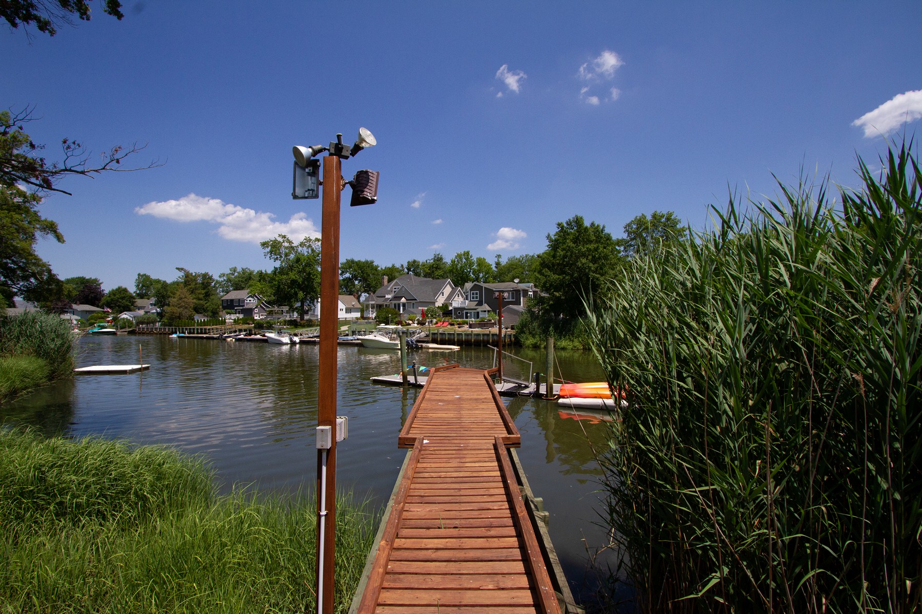 119 Bridgewaters Dr