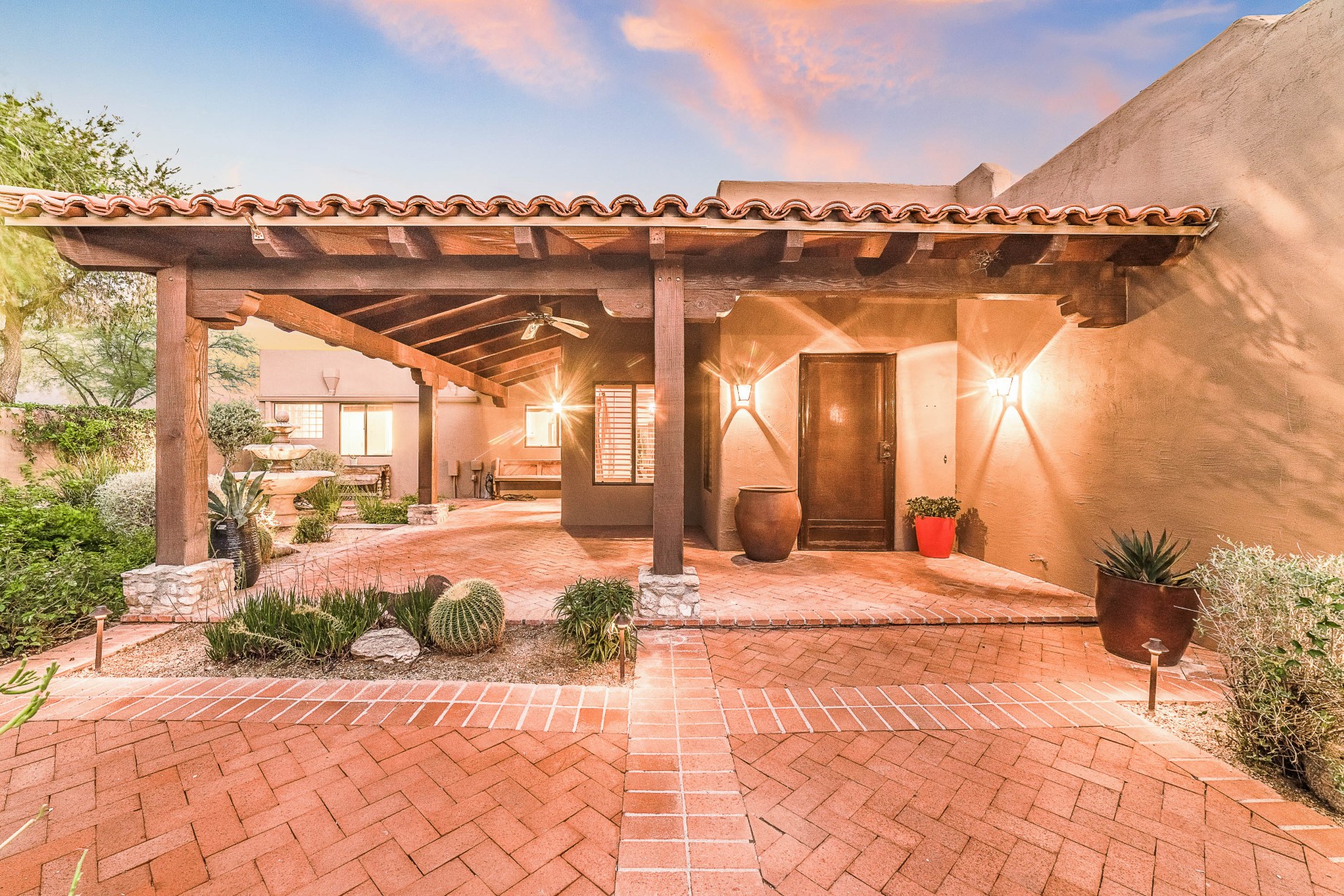 5757 North Camino de la Sombra