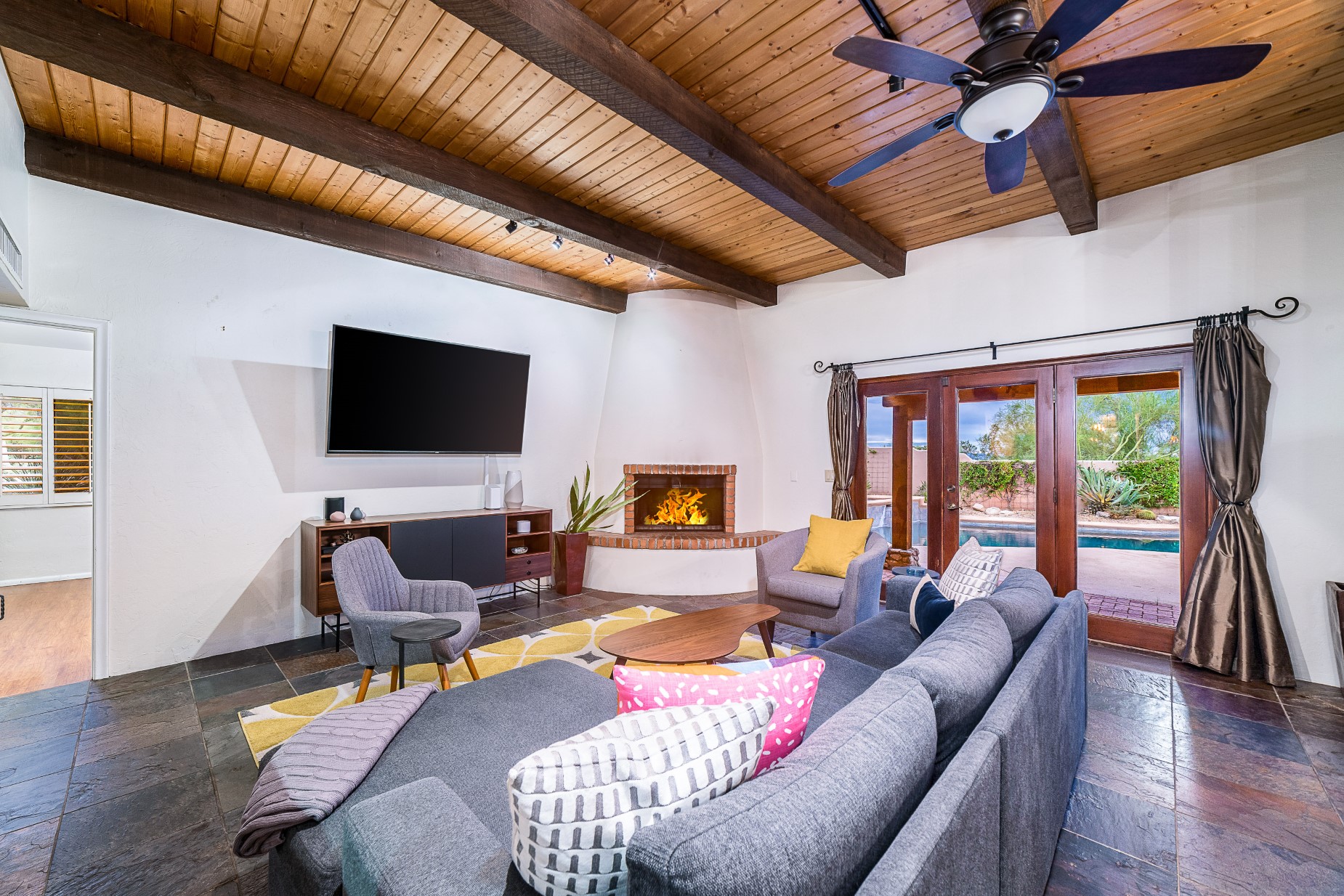 5757 North Camino de la Sombra