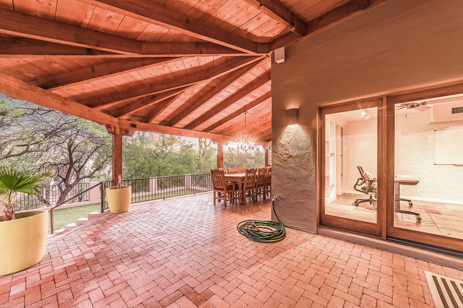 5757 North Camino de la Sombra
