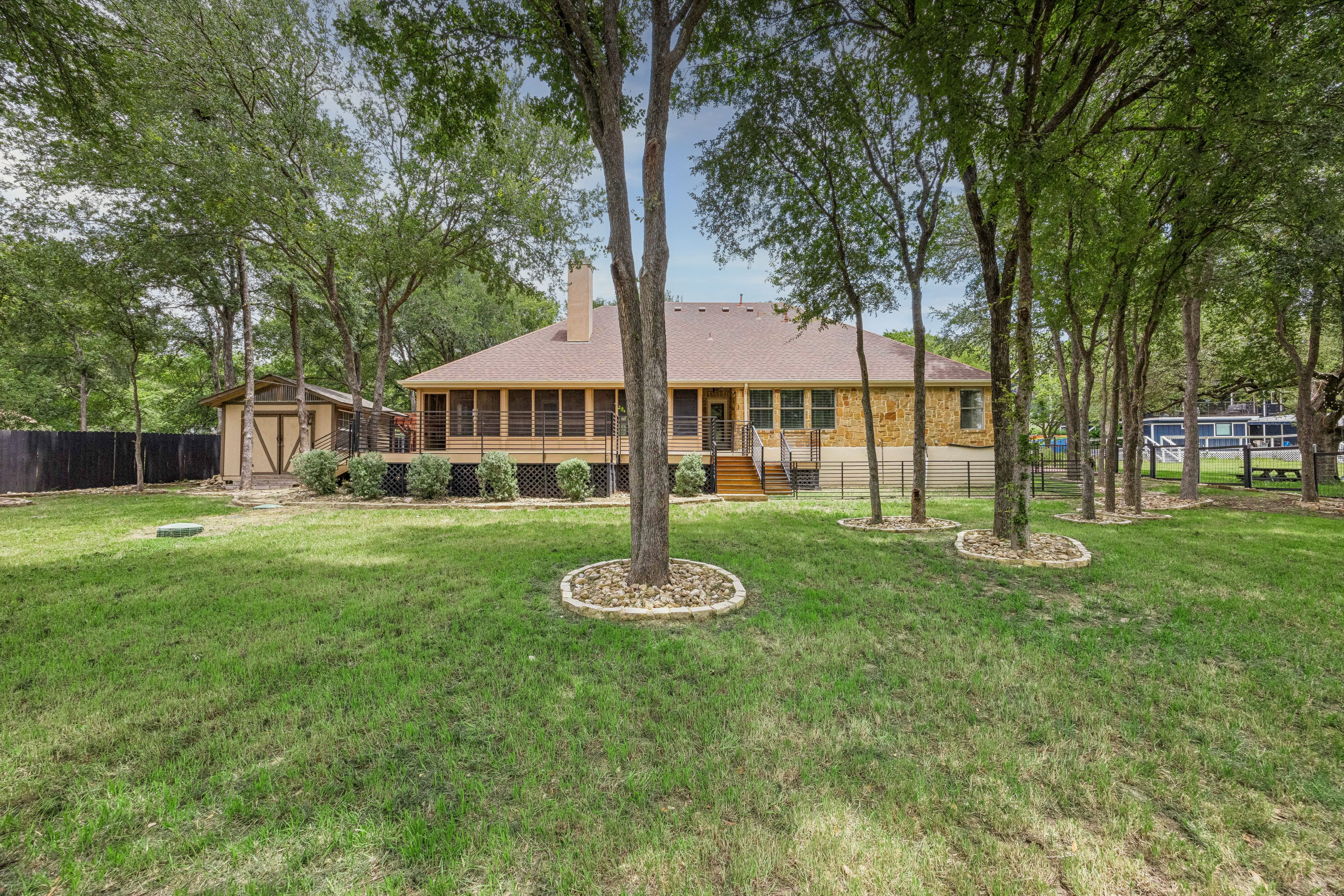 1804 Brushy Bend Drive 