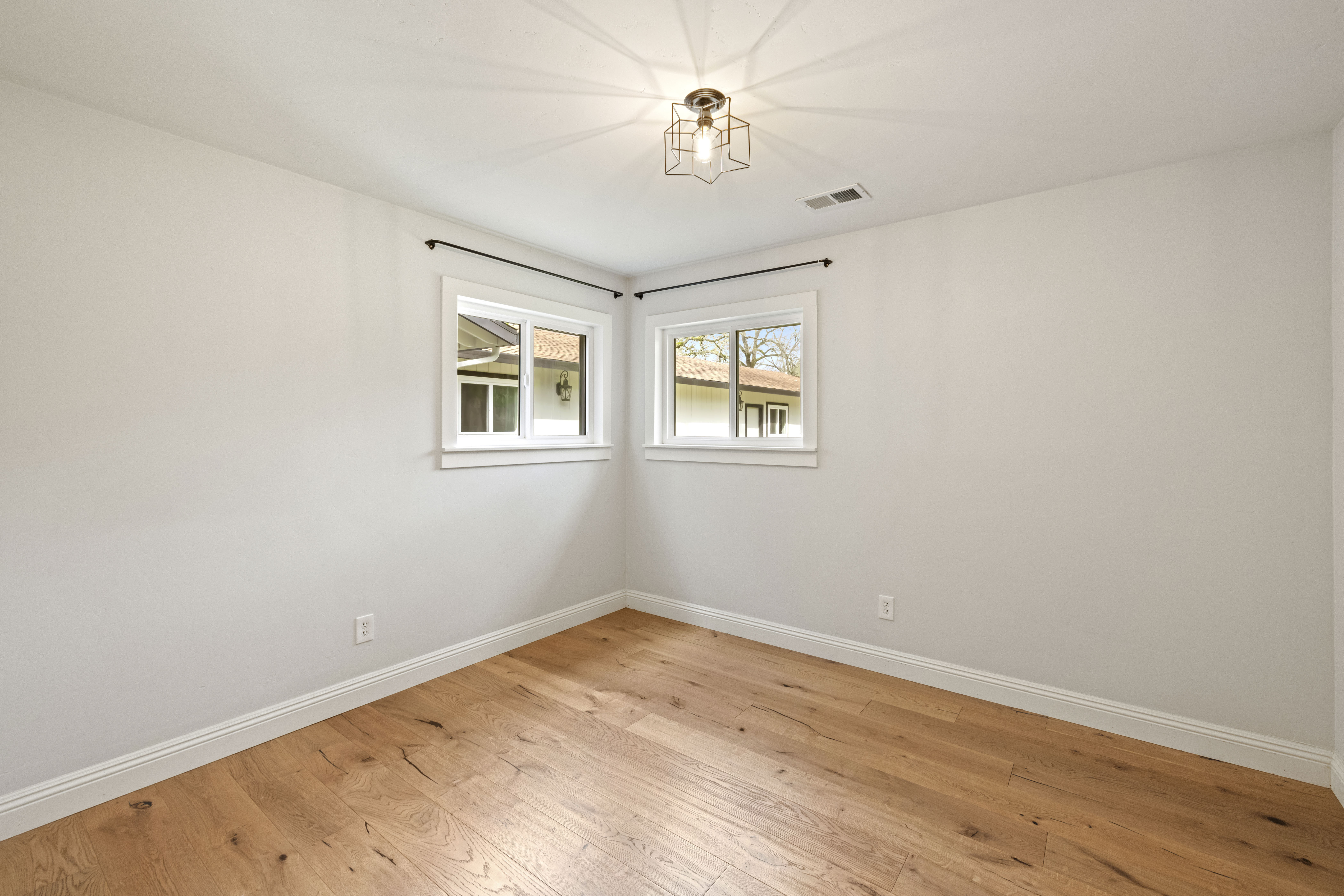 1950 Sweet Valley Road