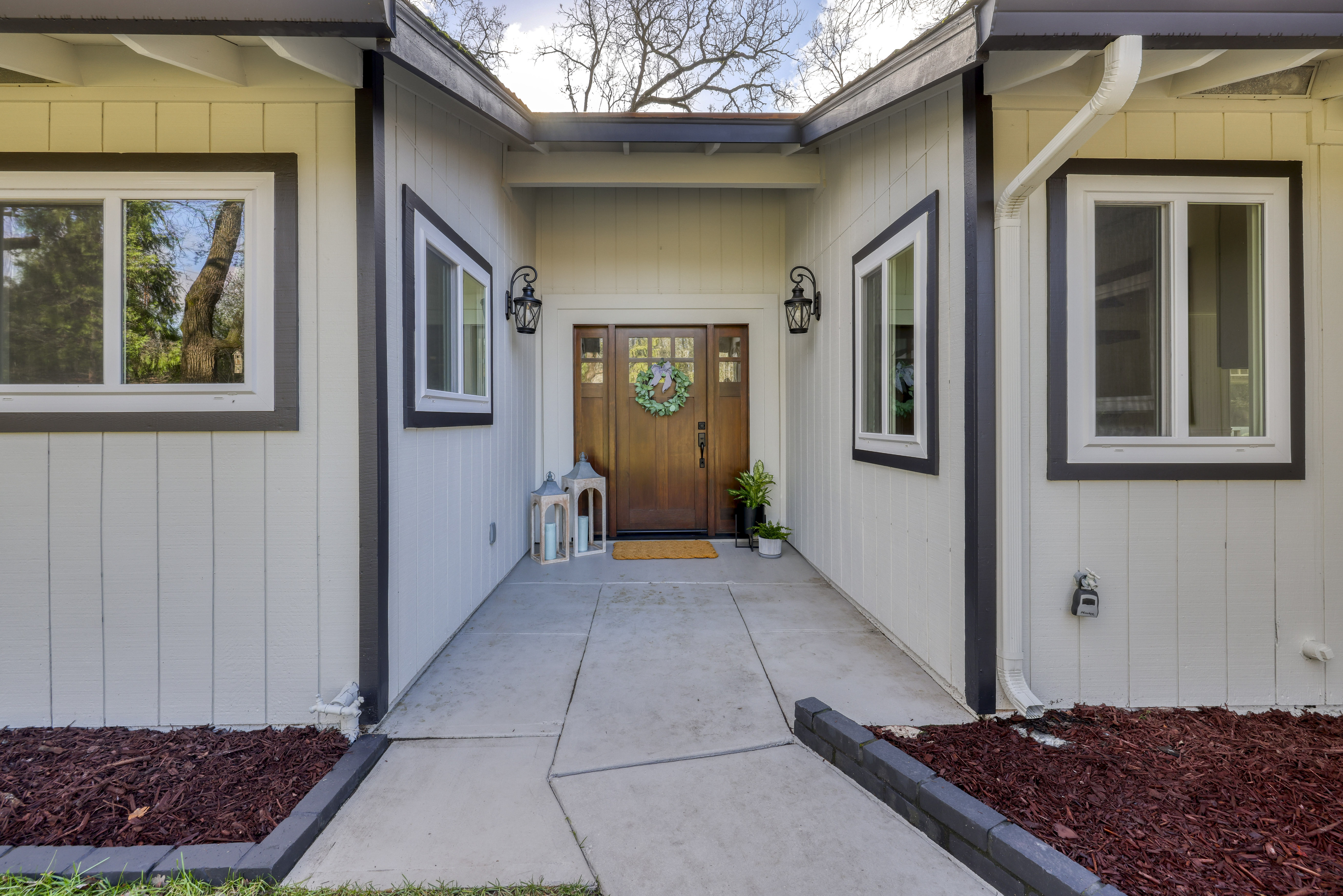 1950 Sweet Valley Road
