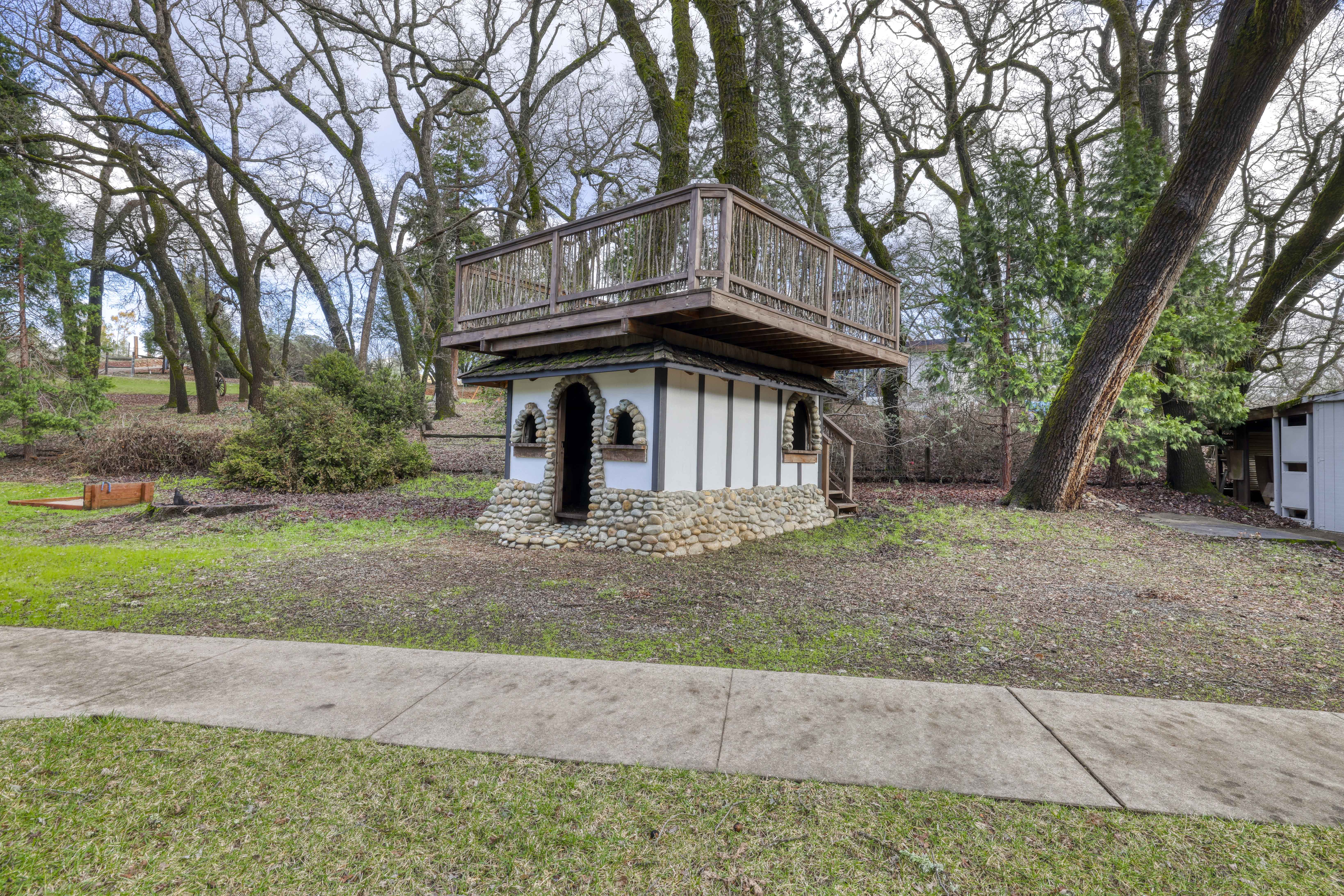 1950 Sweet Valley Road