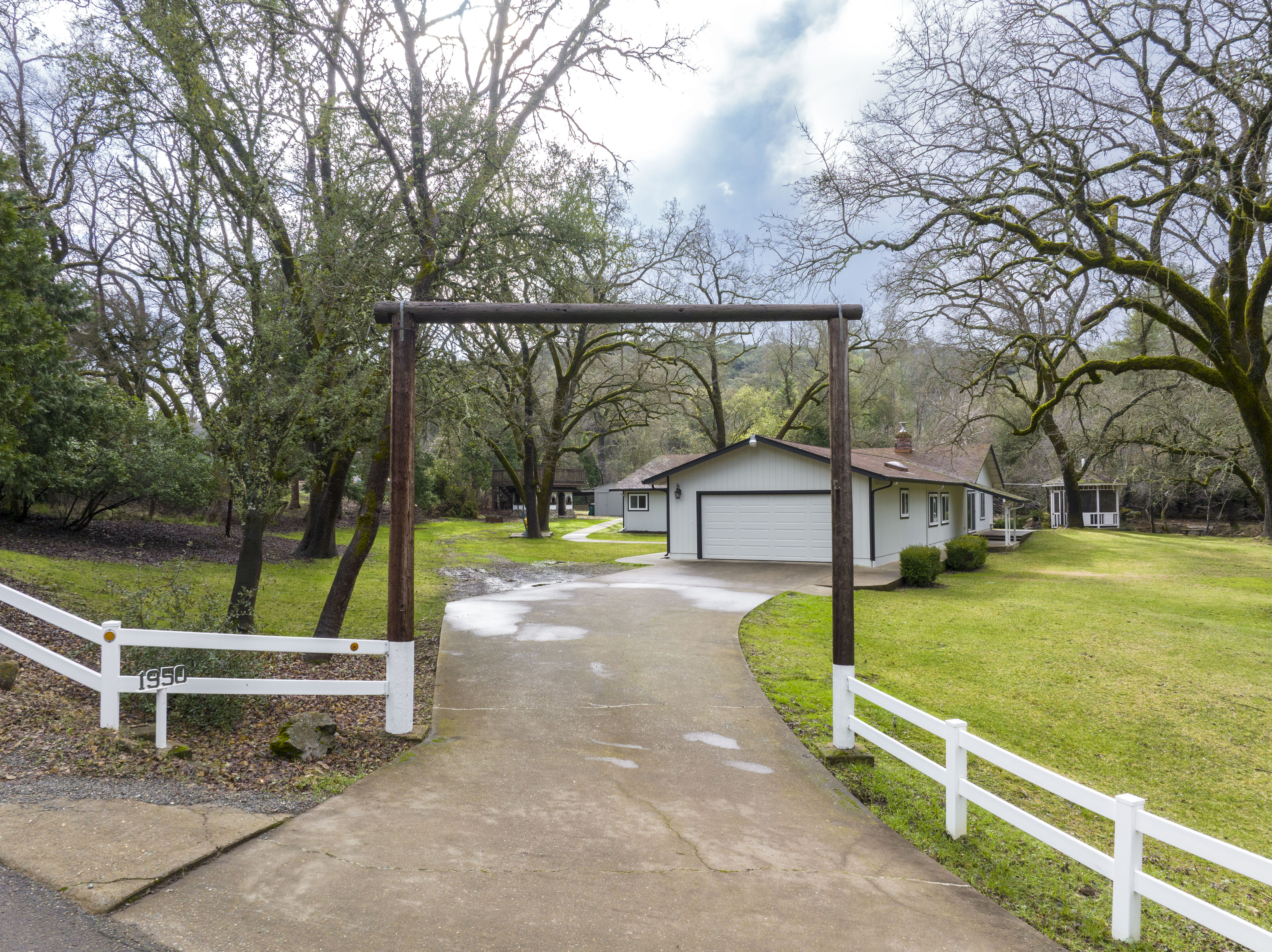 1950 Sweet Valley Road