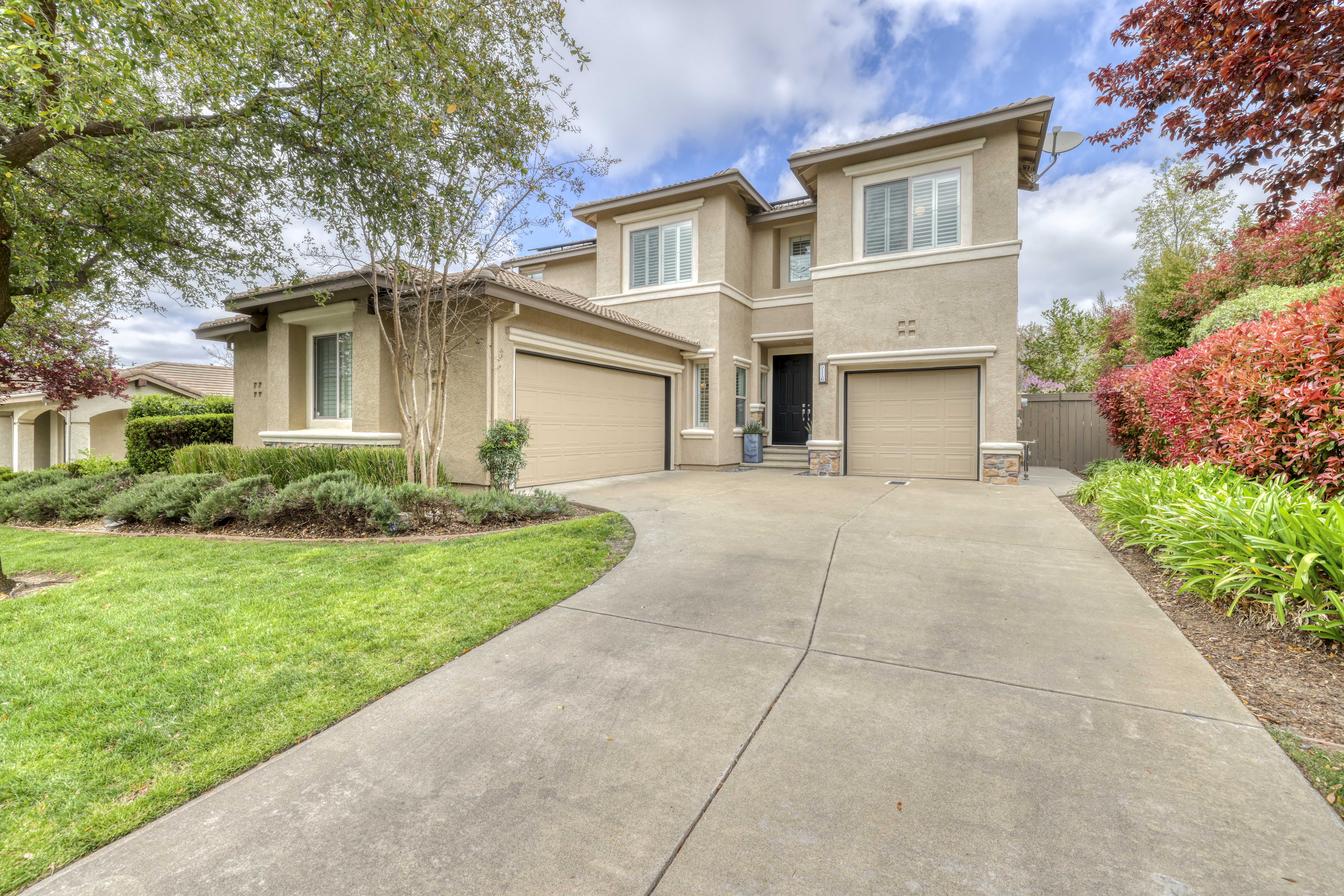 5116 Garlenda Drive 