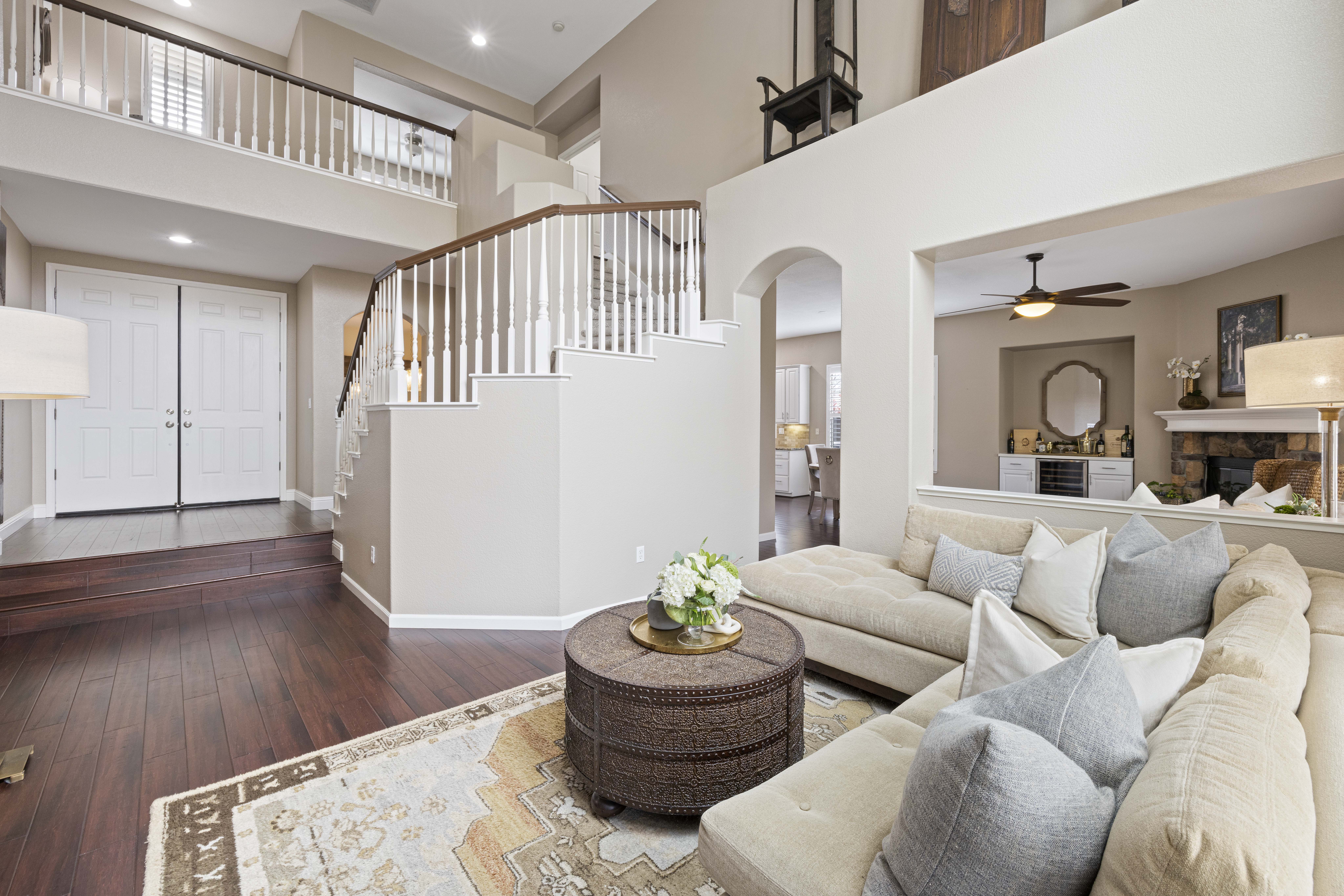 5116 Garlenda Drive 