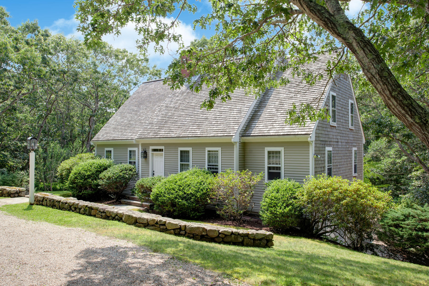 27 Oak Ridge Road