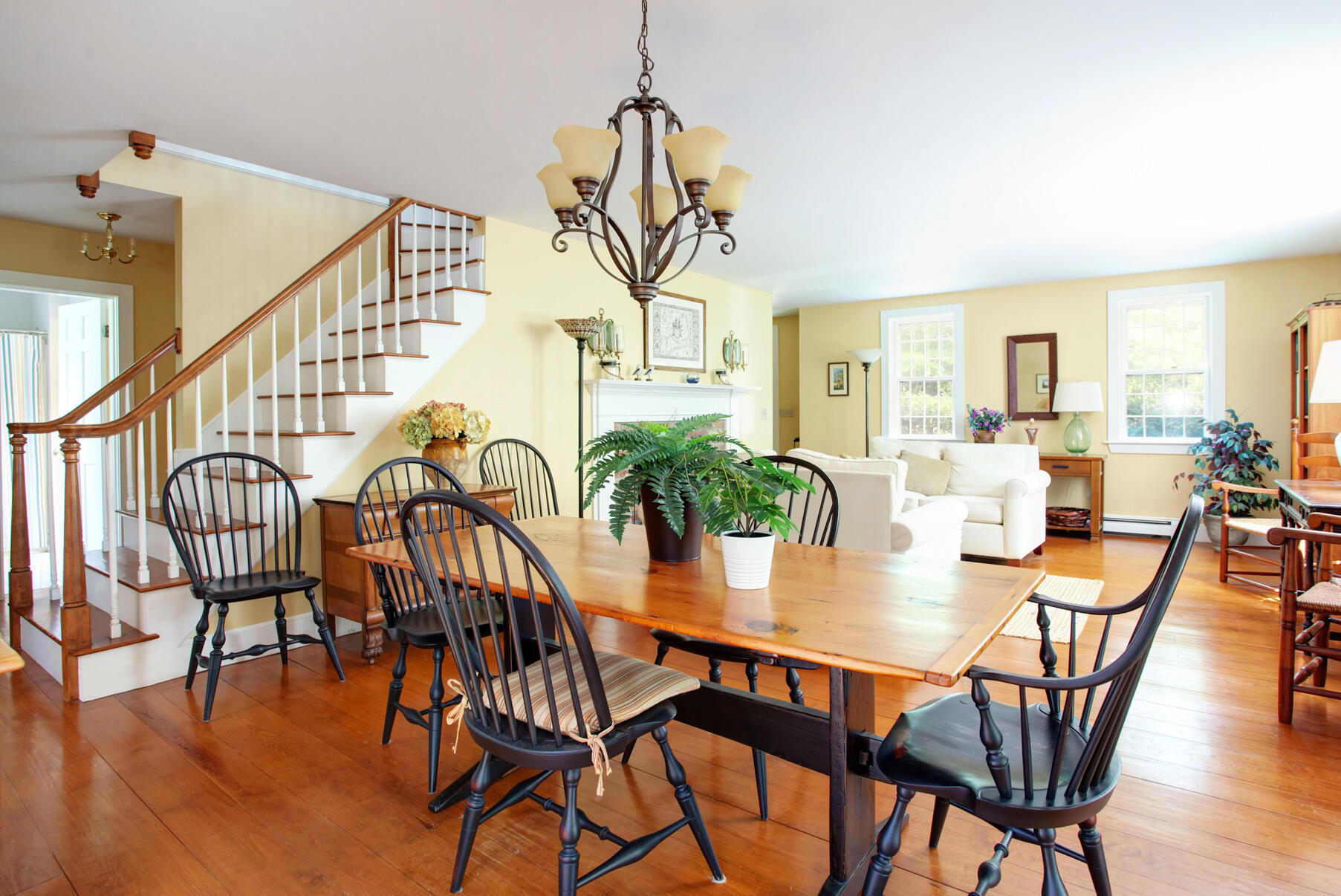27 Oak Ridge Road