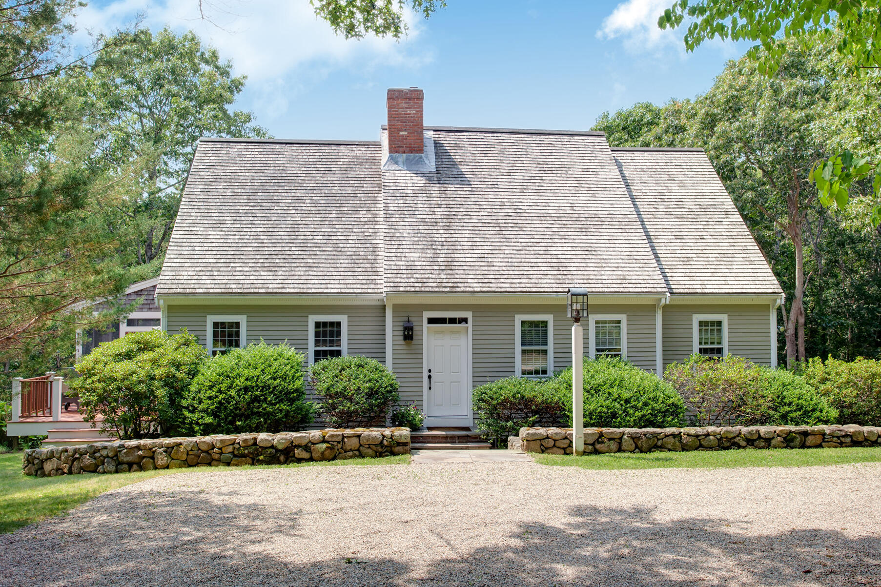 27 Oak Ridge Road