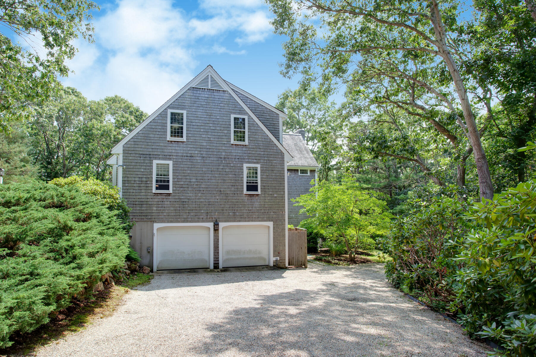 27 Oak Ridge Road