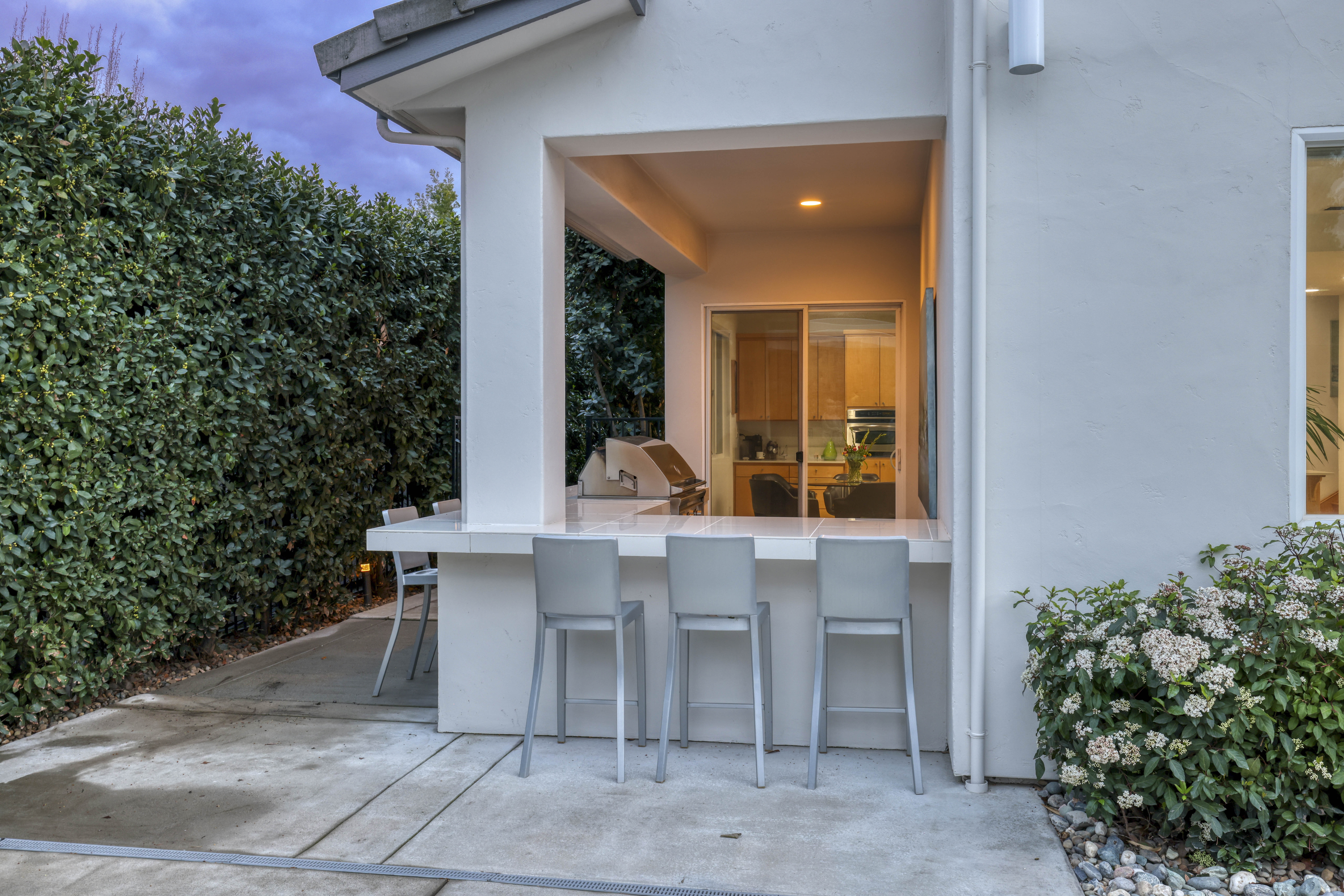 941 Tuscan Lane 