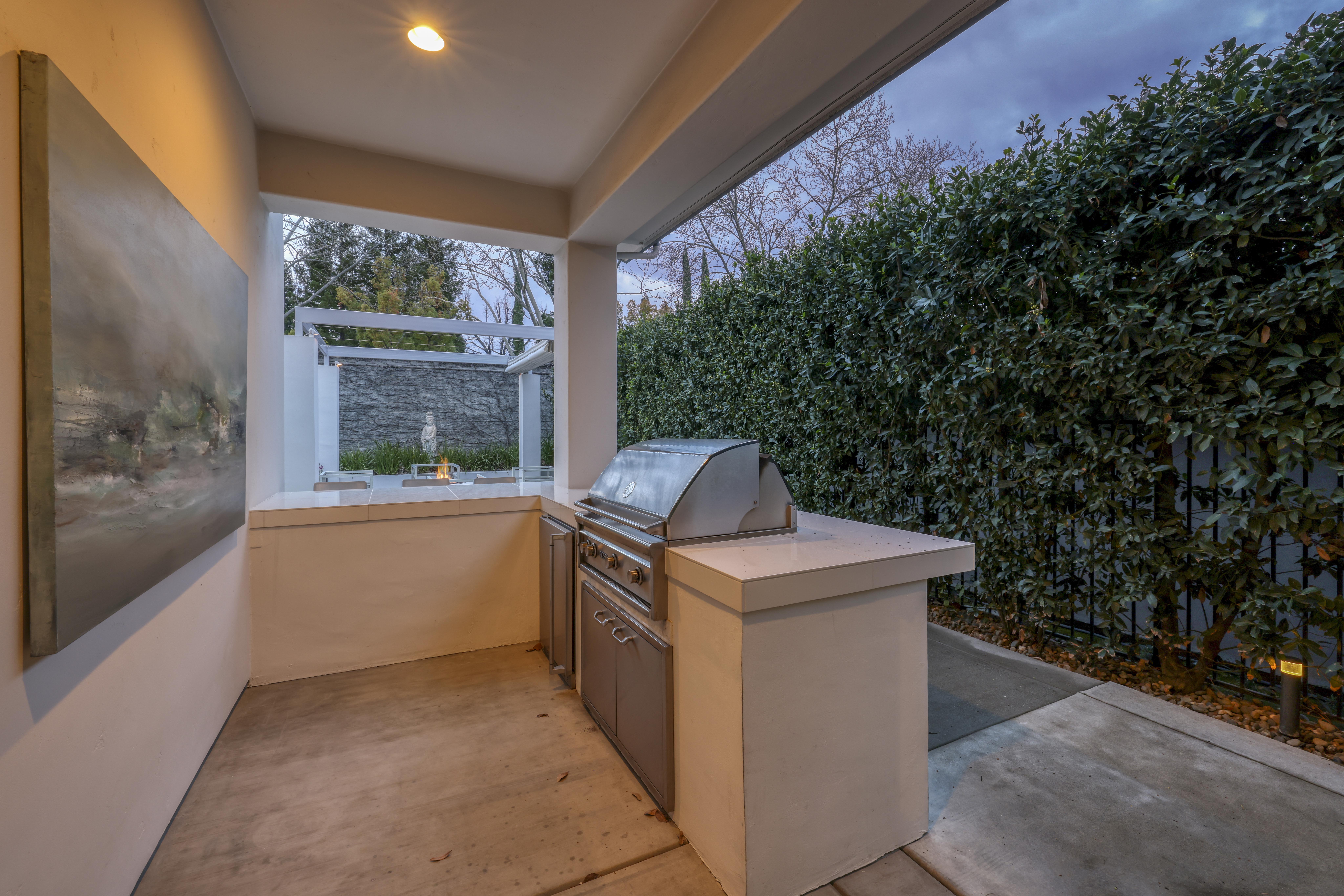 941 Tuscan Lane 