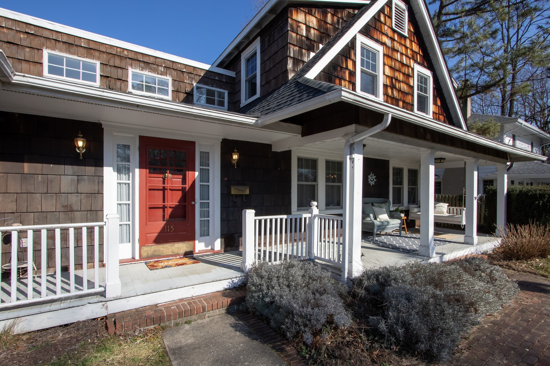 115 Lake Ave