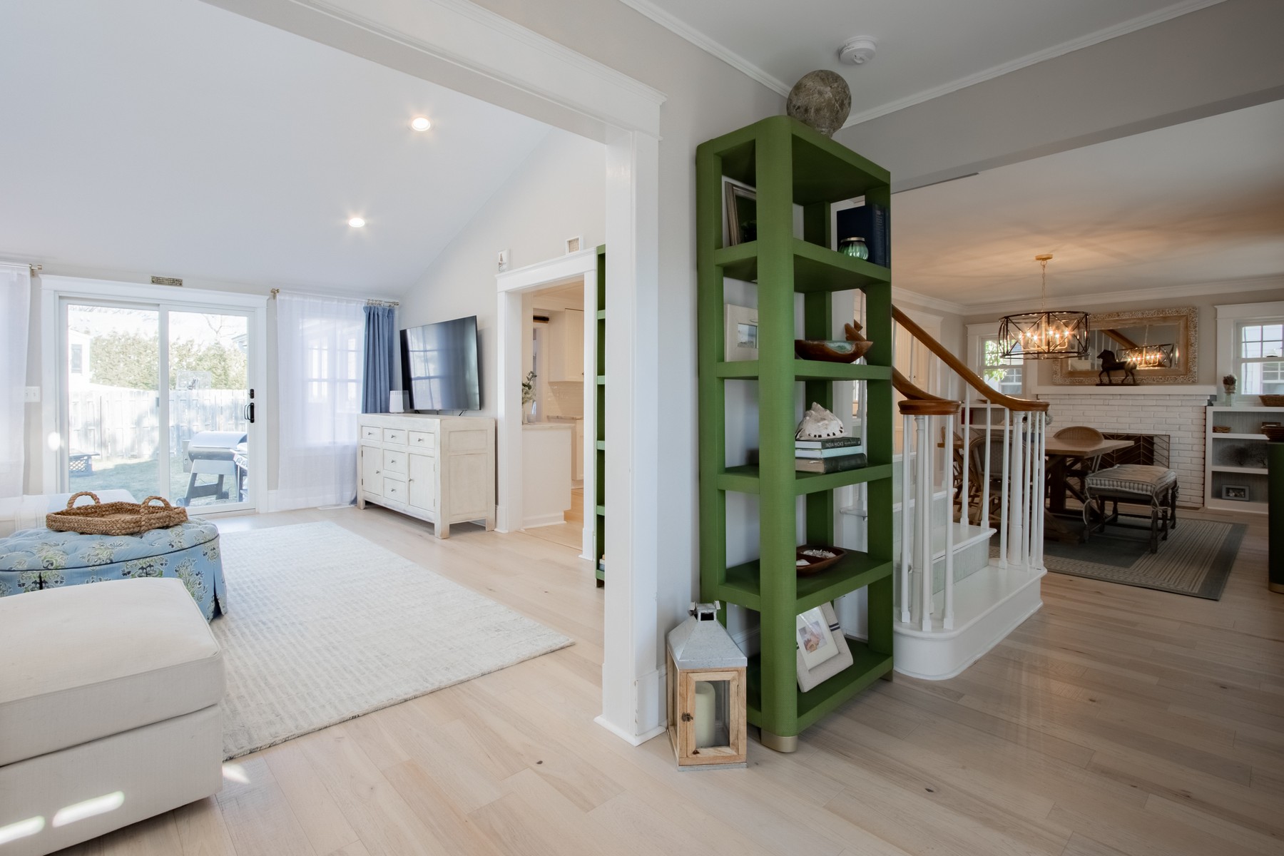 115 Lake Ave