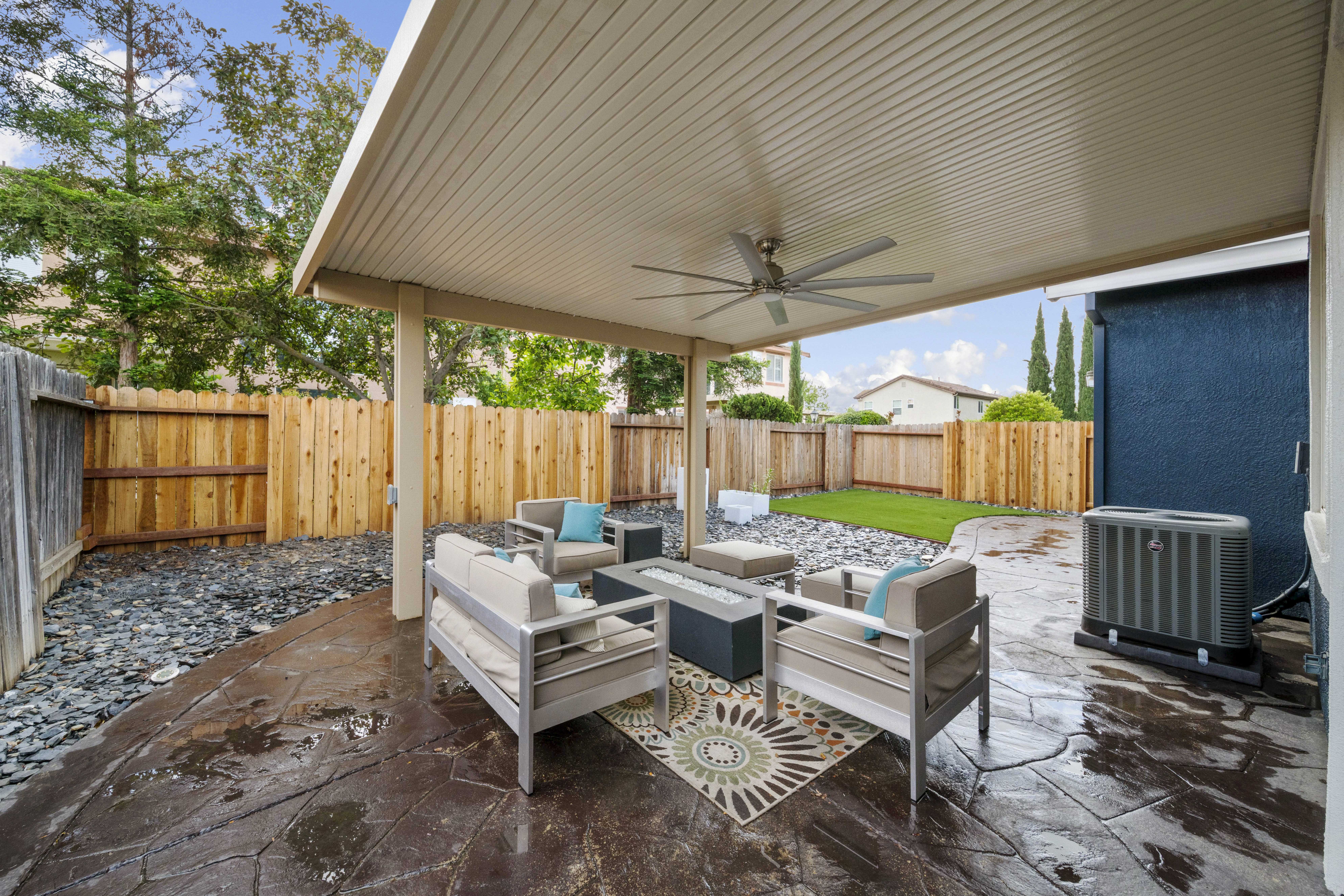 10113 Upshaw Way 