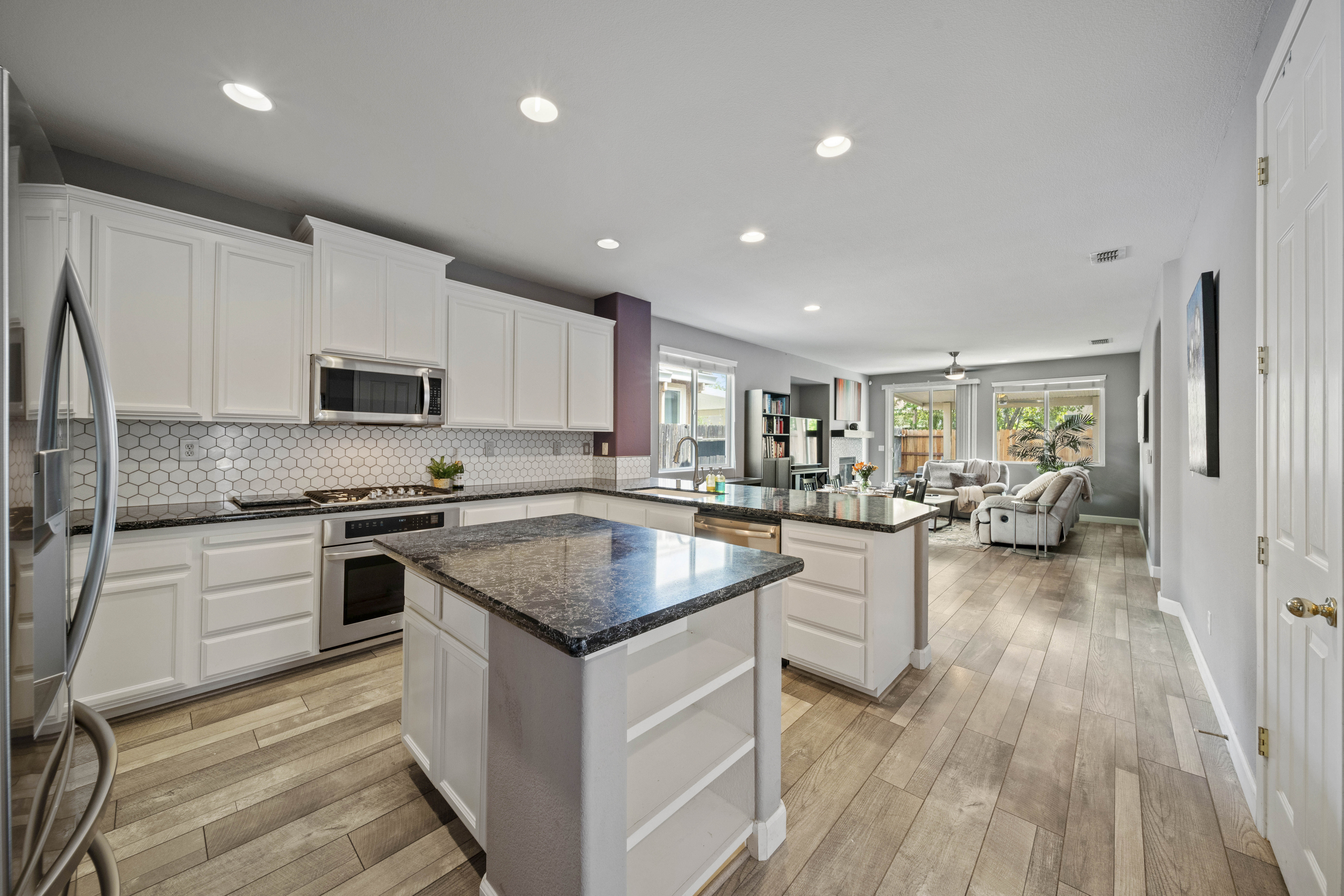 10113 Upshaw Way 