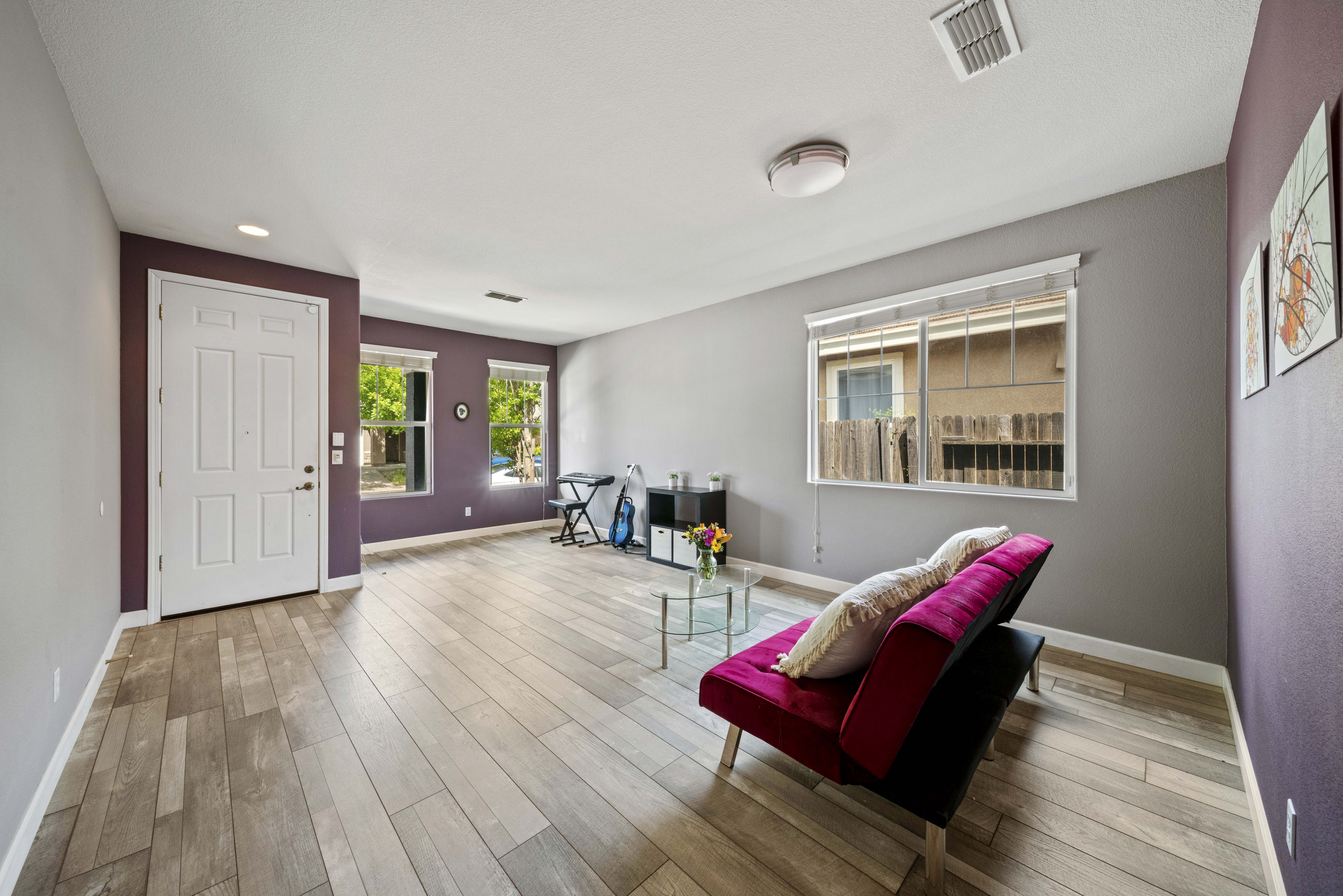 10113 Upshaw Way 