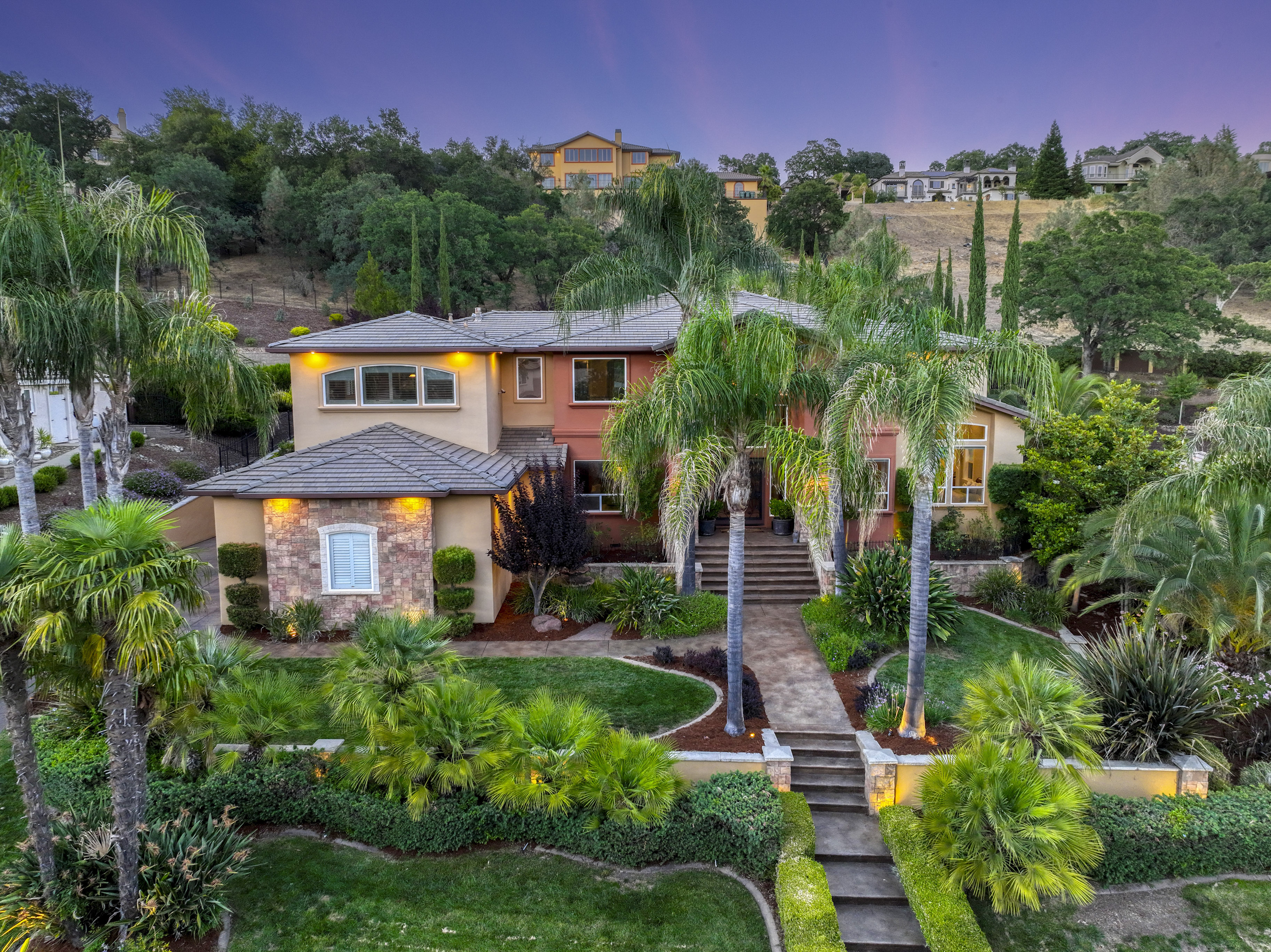 1239 Crocker Drive 