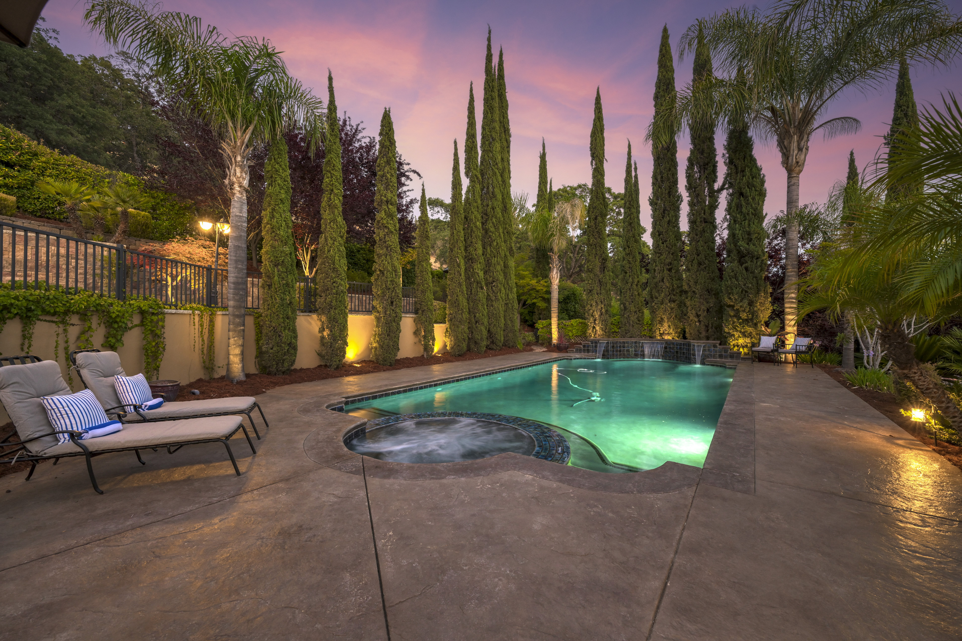 1239 Crocker Drive 