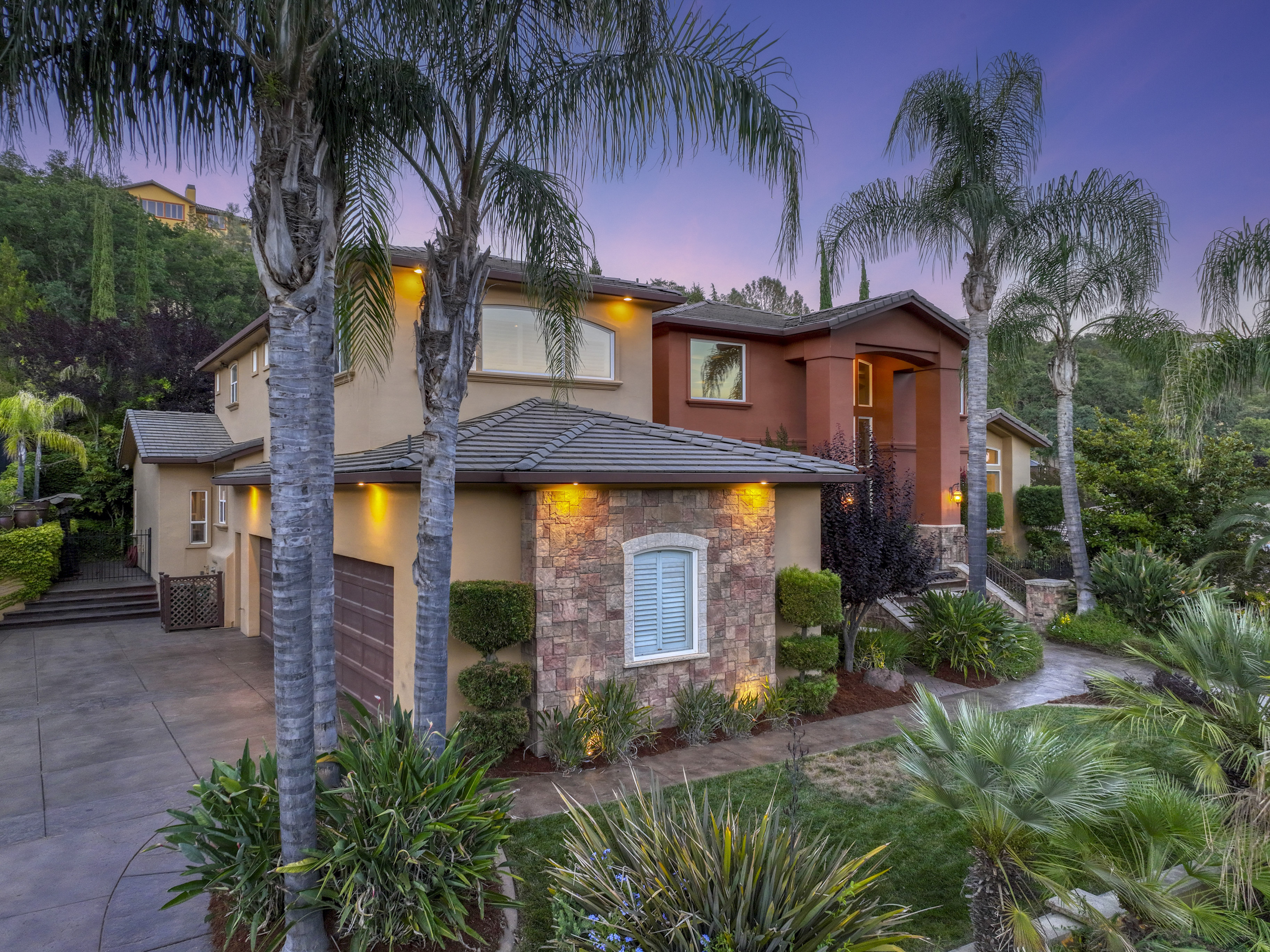 1239 Crocker Drive 