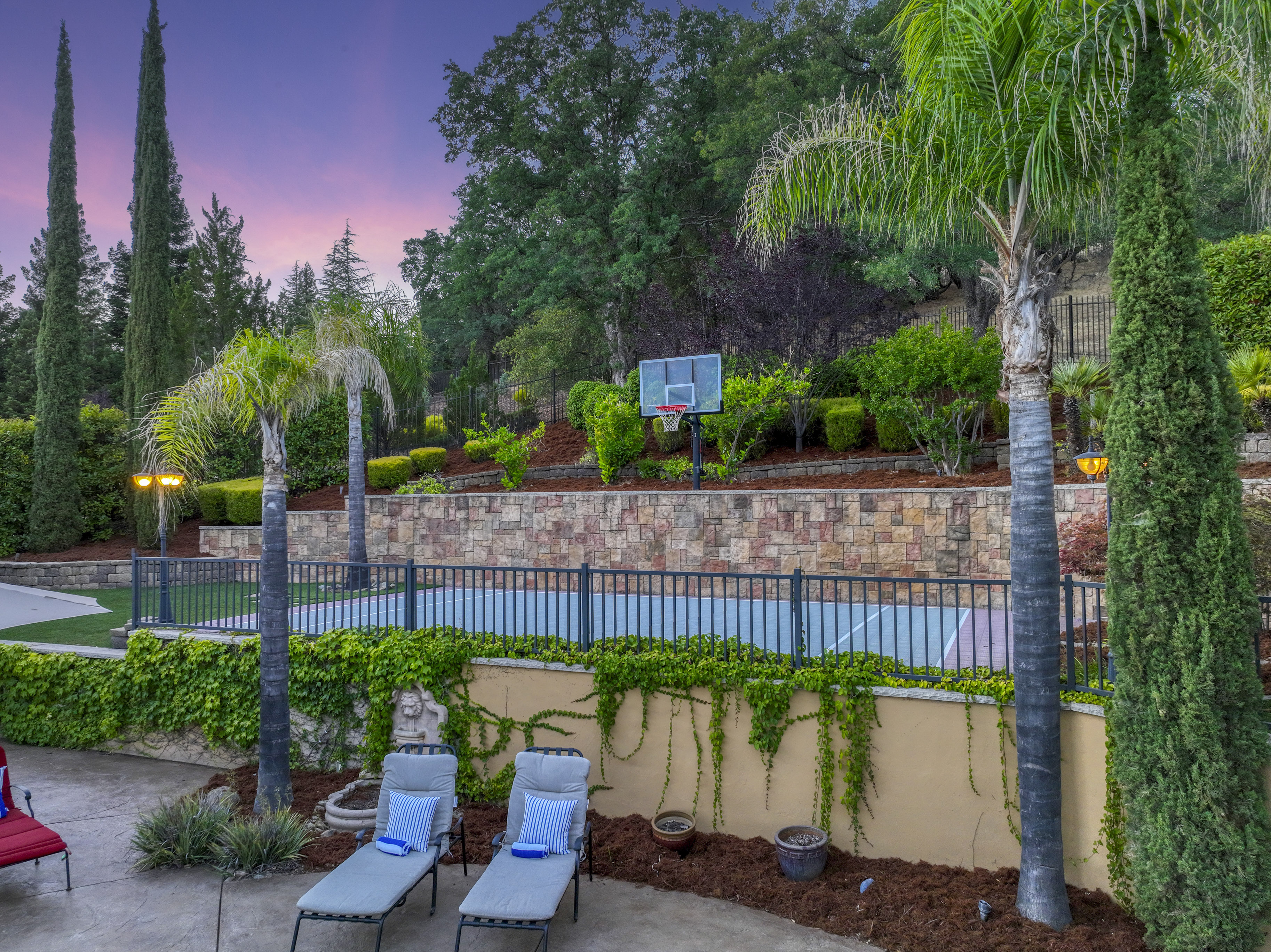 1239 Crocker Drive 