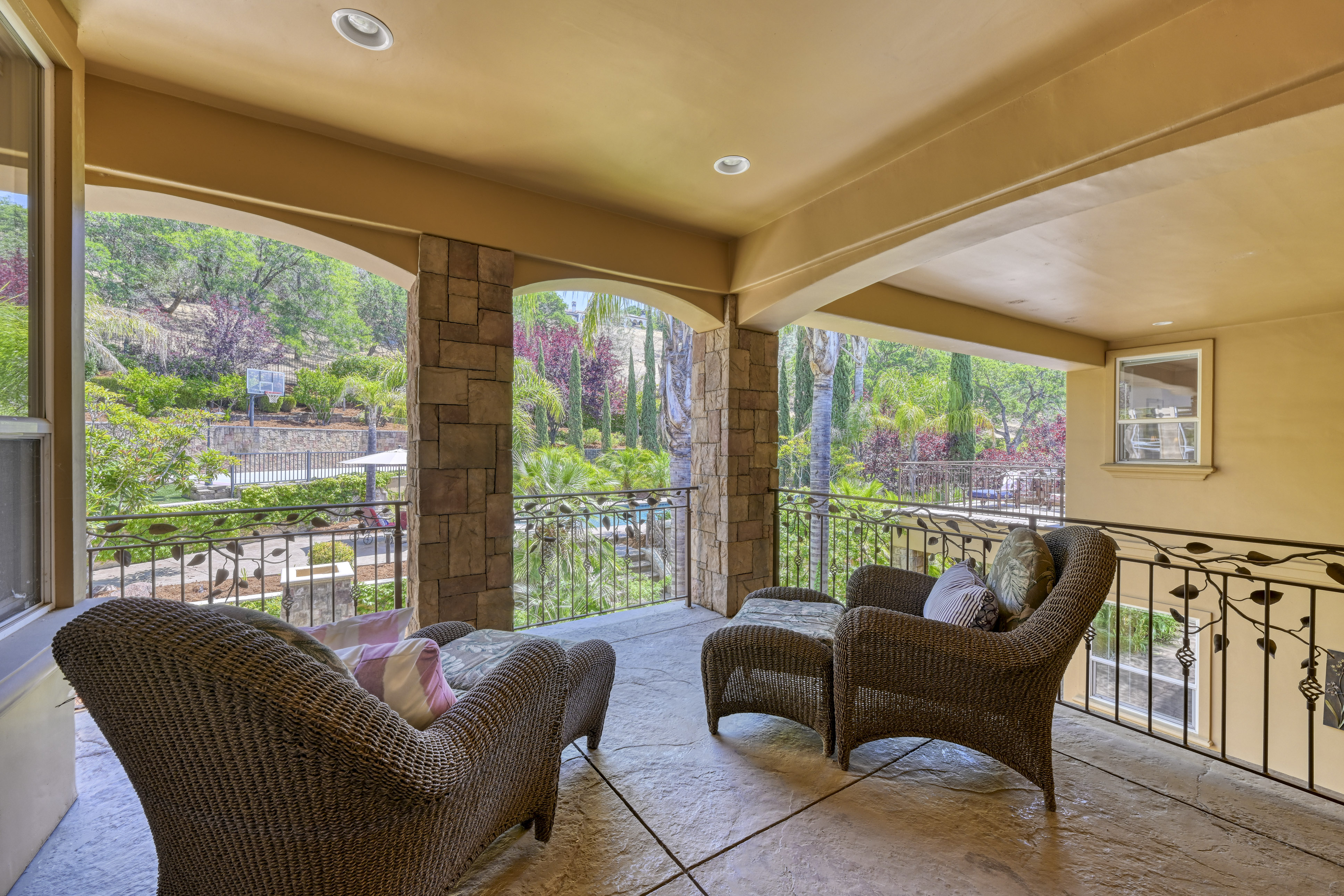 1239 Crocker Drive 