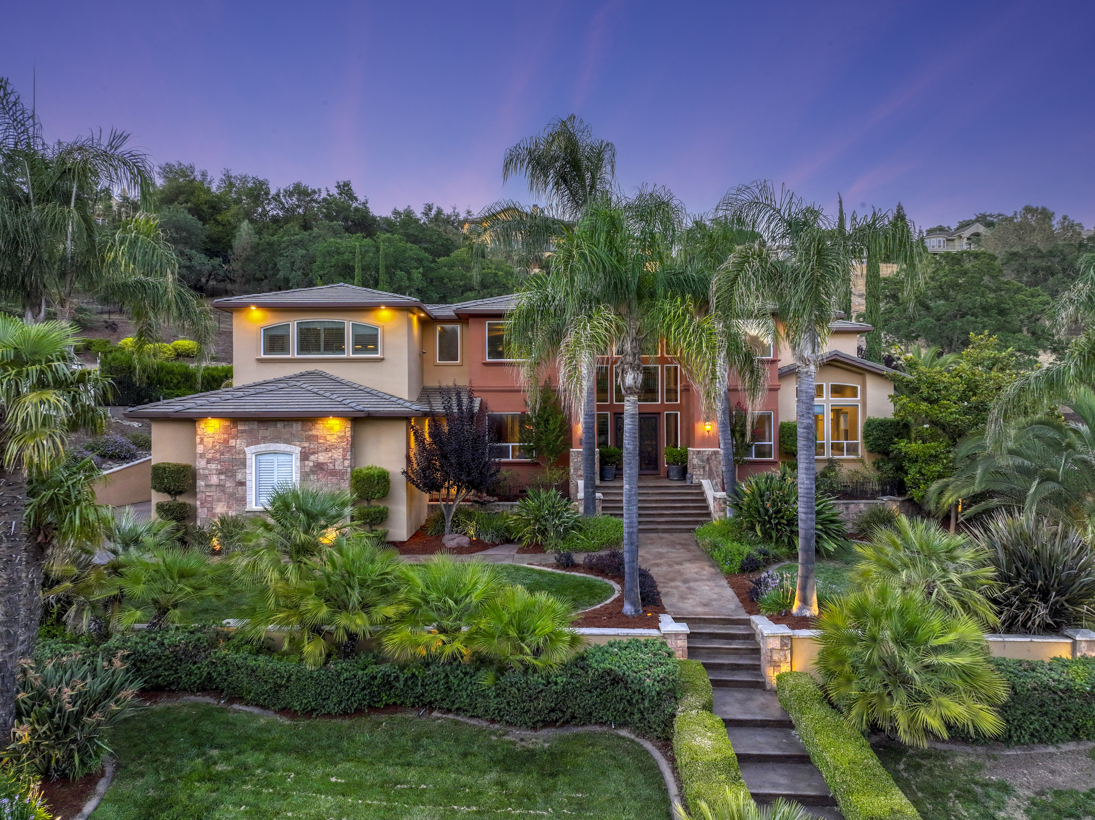 1239 Crocker Drive 