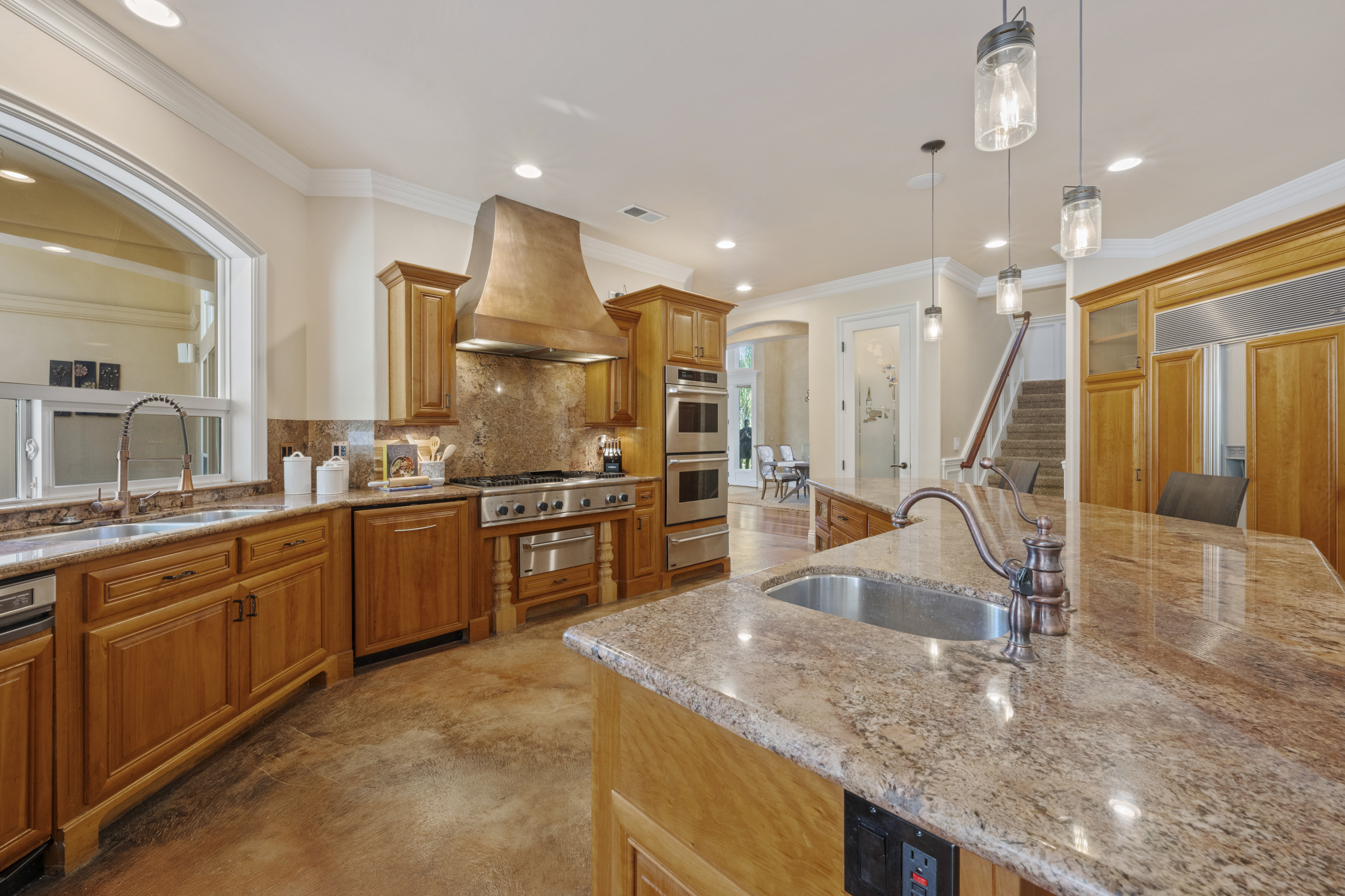 1239 Crocker Drive 