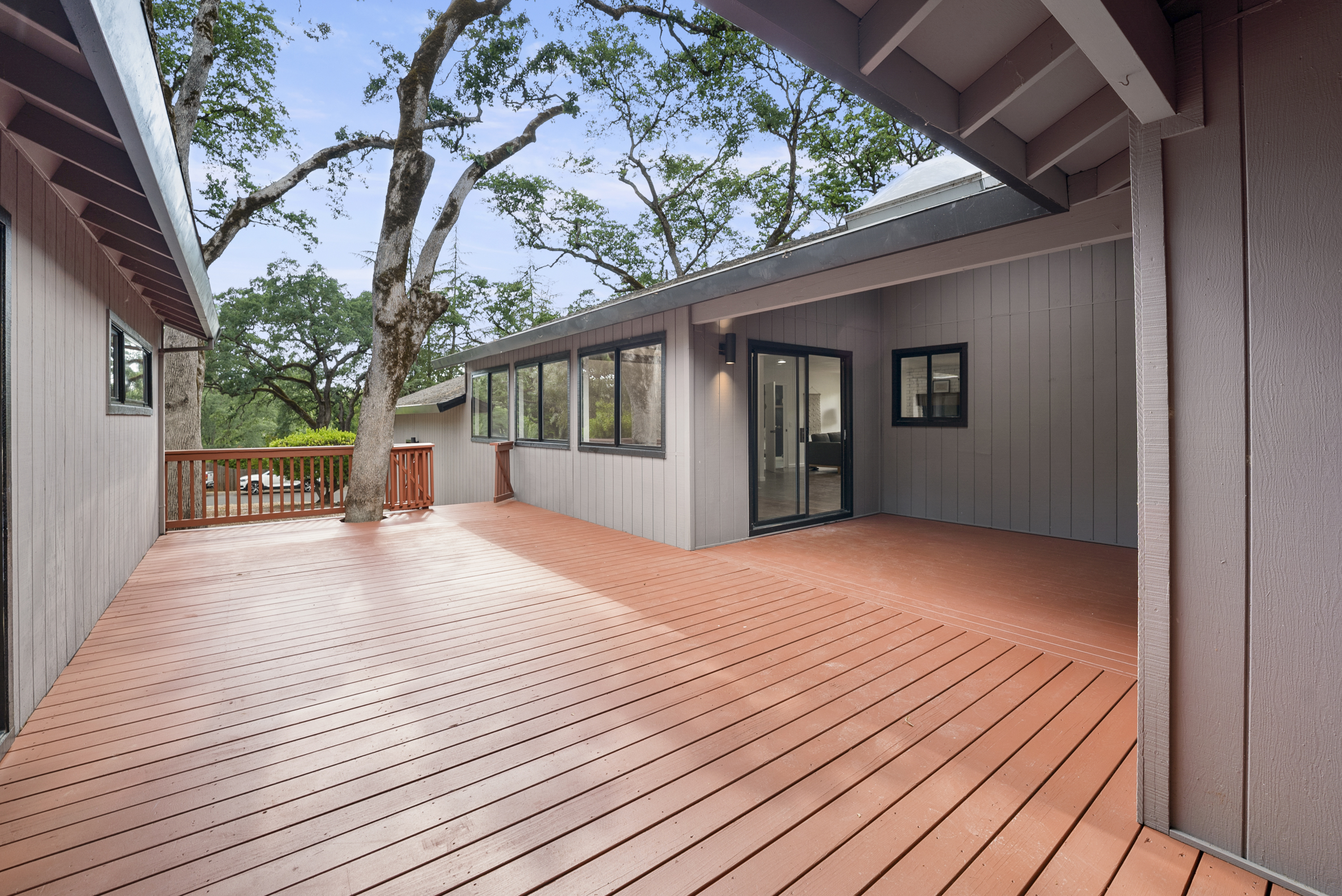 2831 Royal Park Drive 