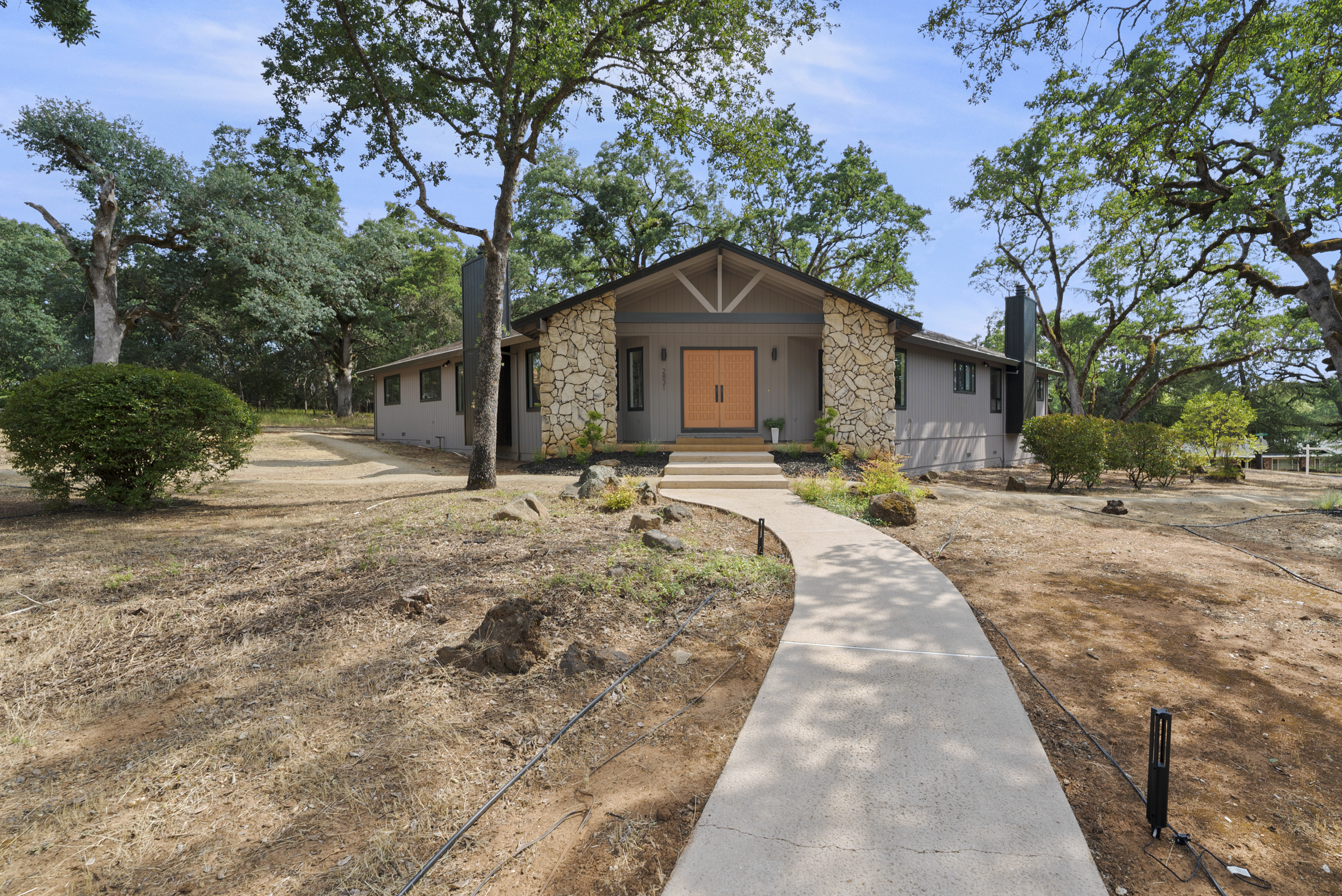 2831 Royal Park Drive 