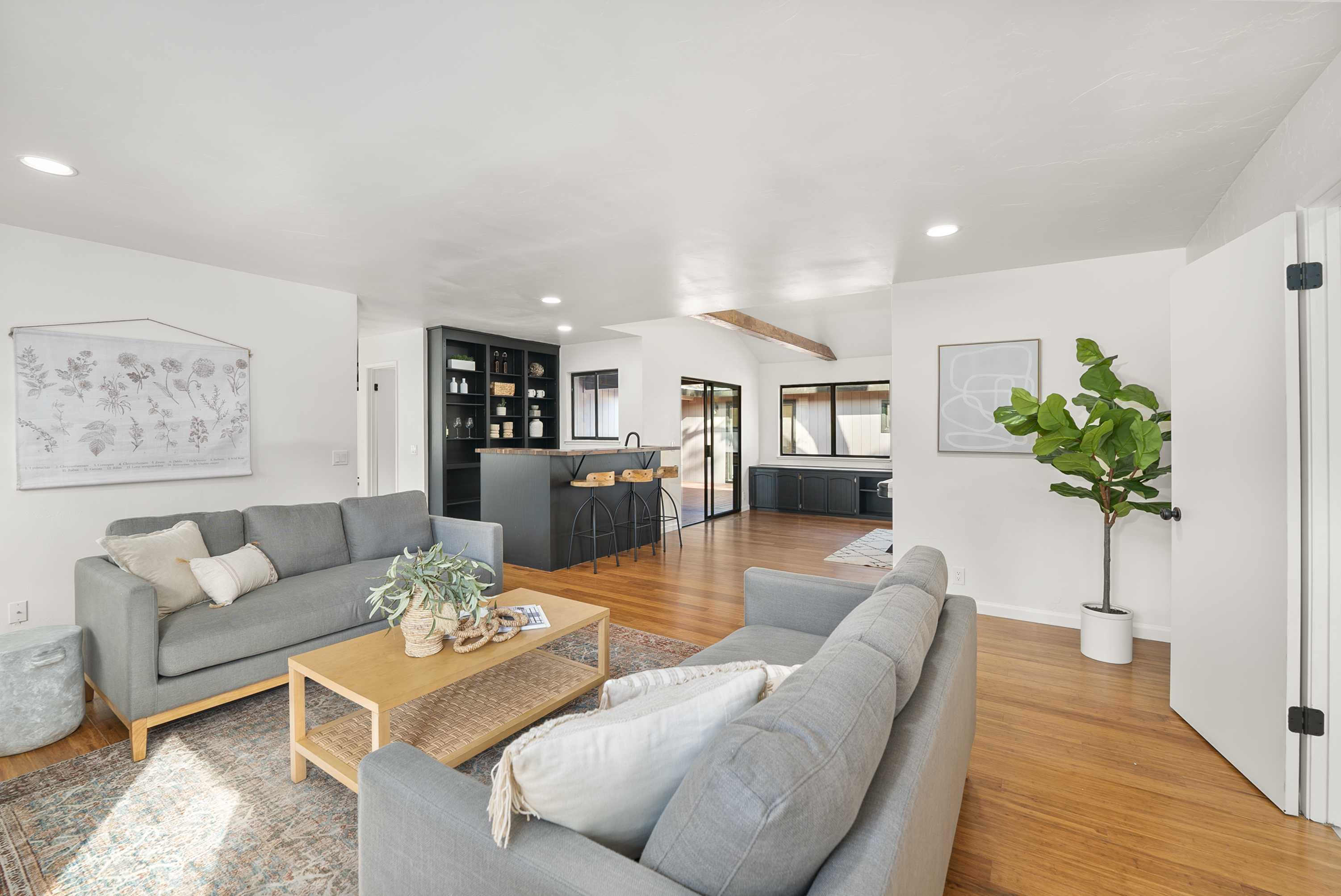 2831 Royal Park Drive 