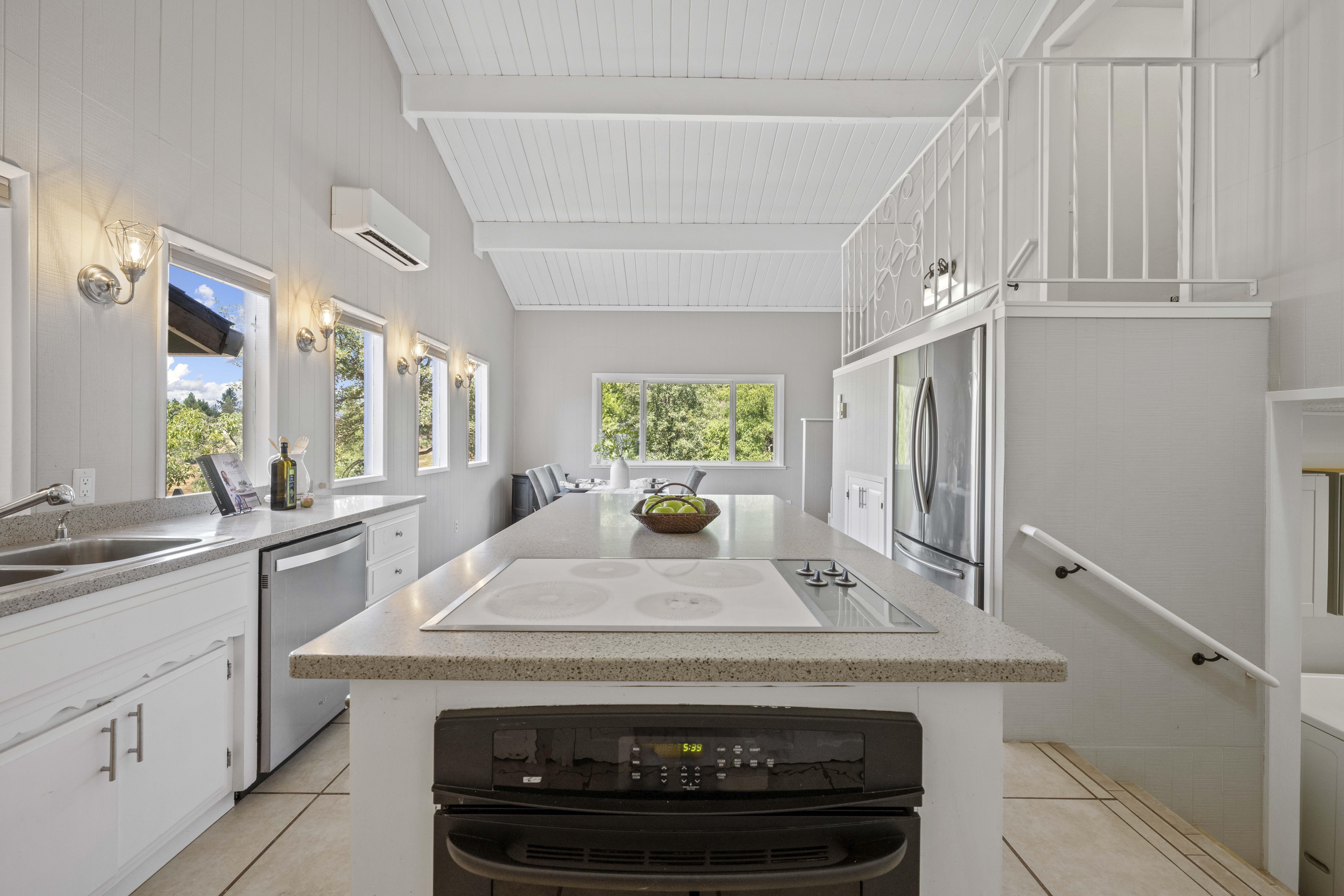 4344 Bumble Bee Lane 