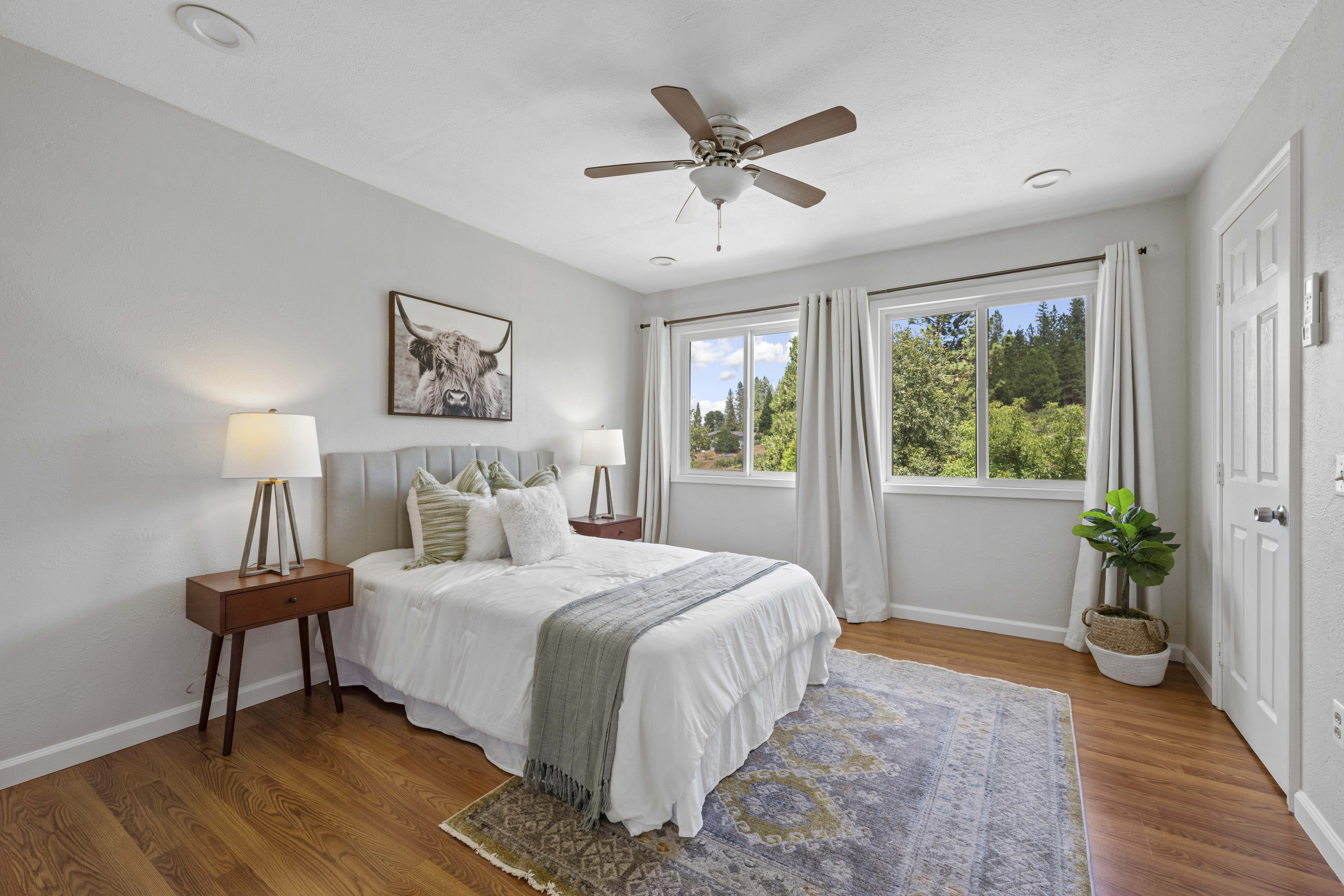 4344 Bumble Bee Lane 