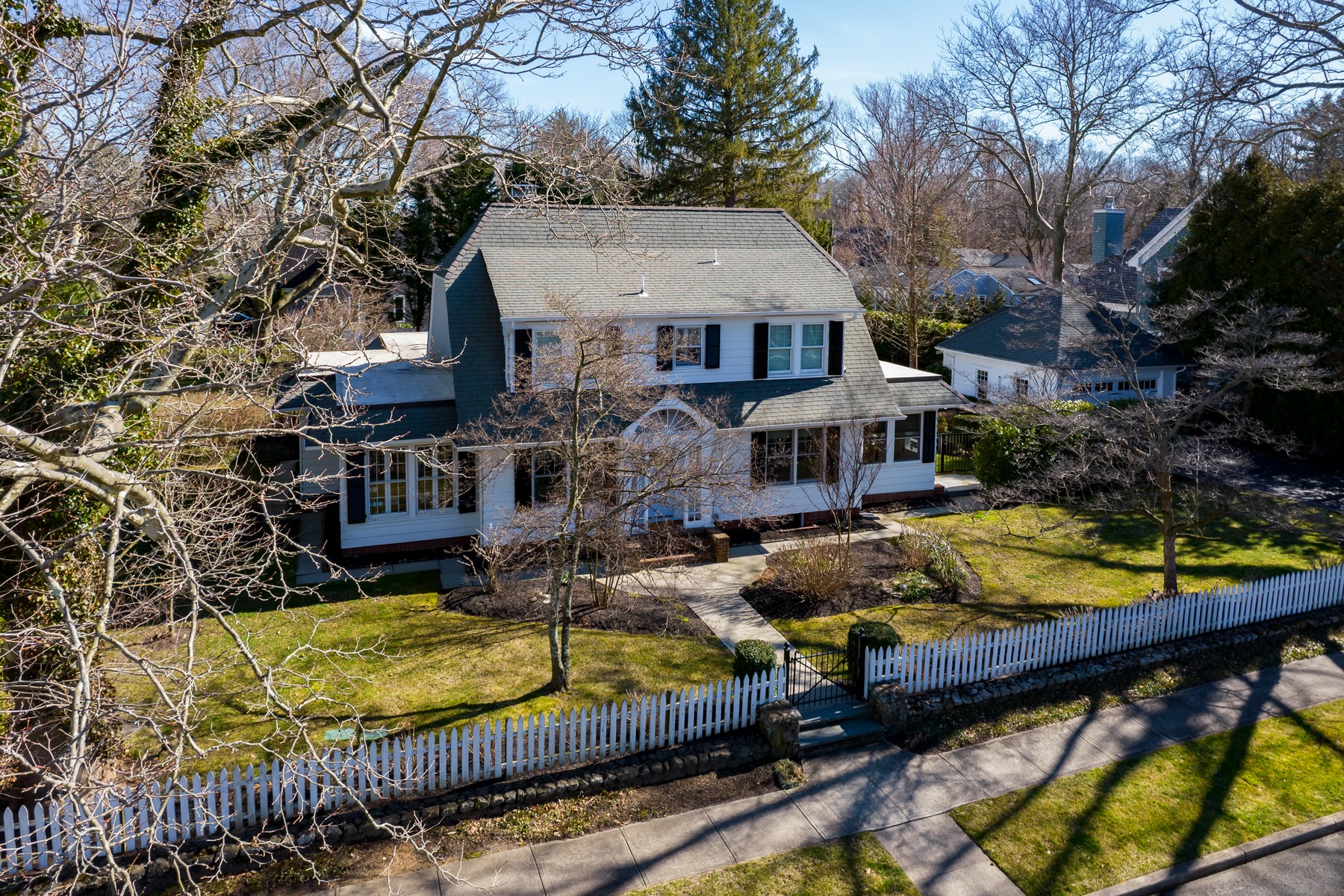 125 Harvard Ave