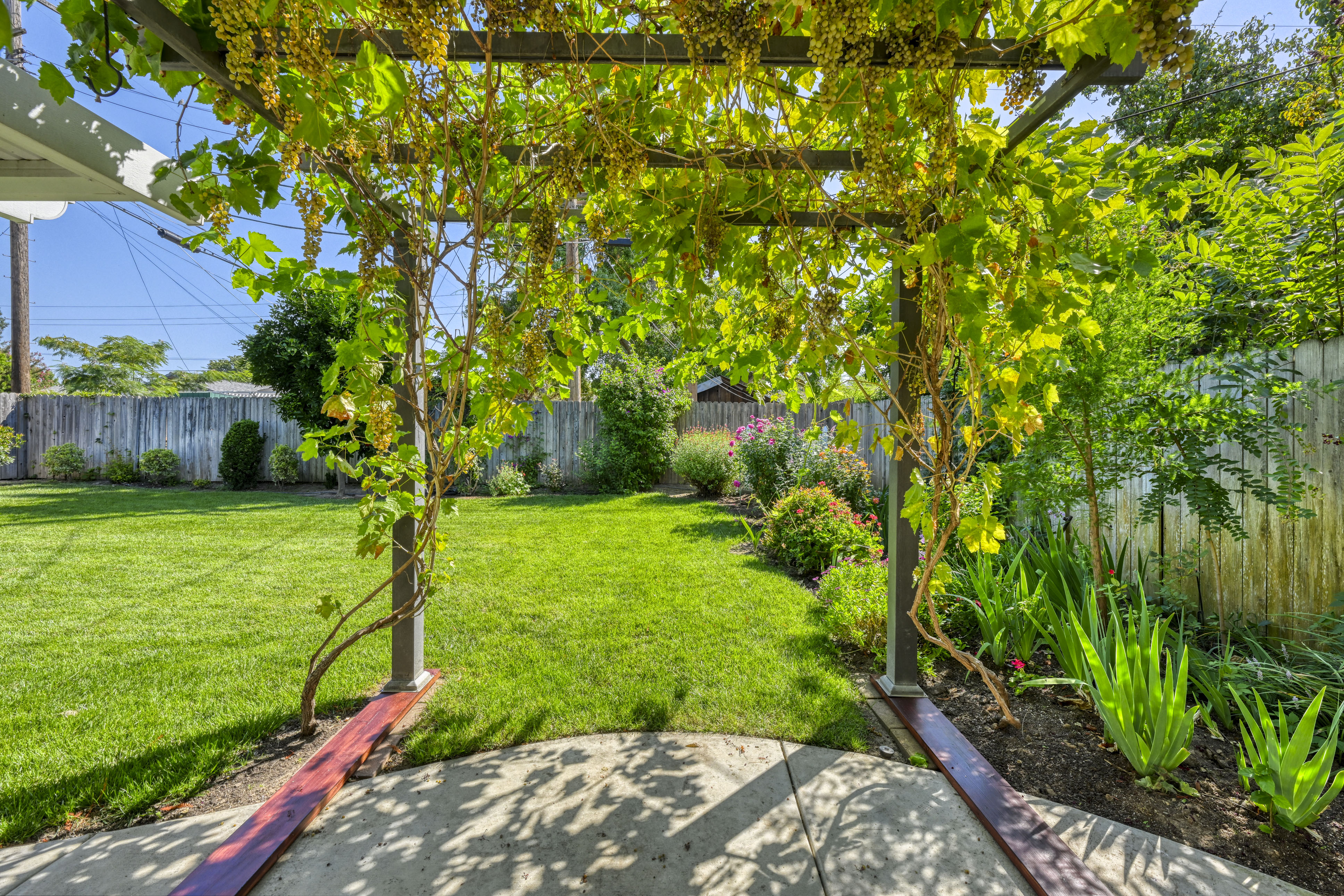 1416 Wyant Way 