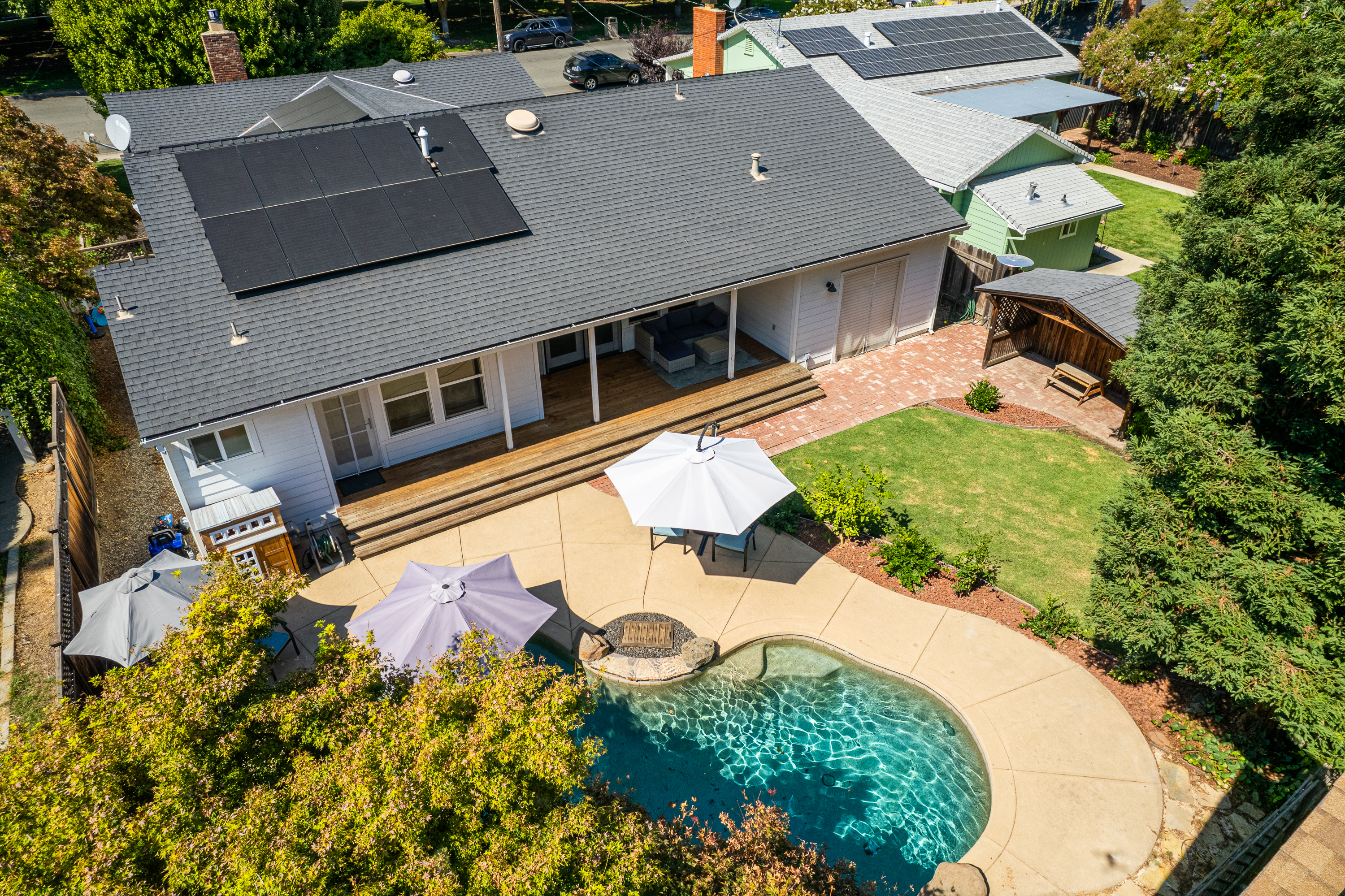1005 Maple Avenue 