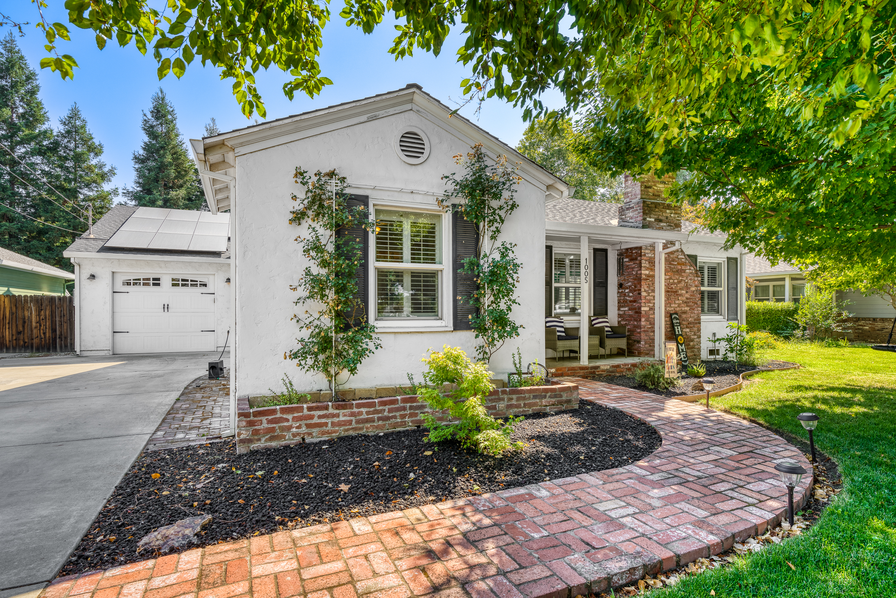 1005 Maple Avenue 