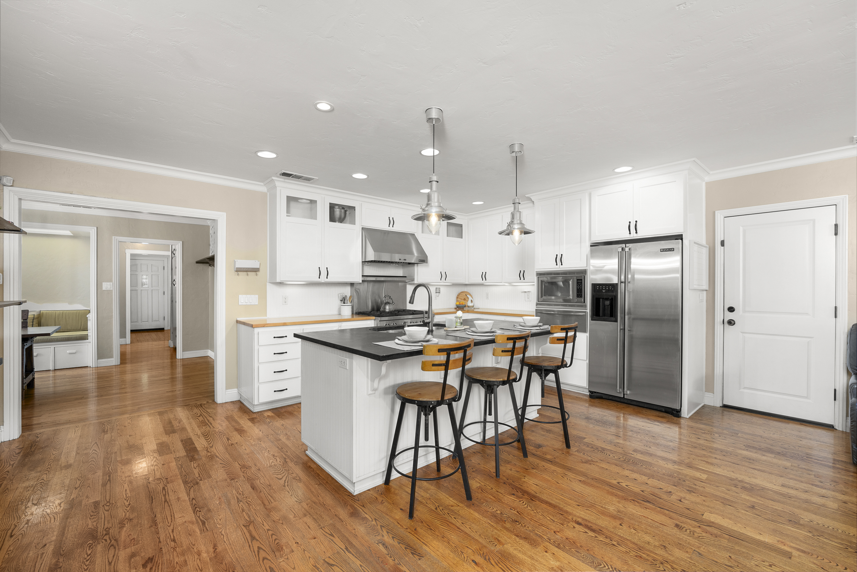 1005 Maple Avenue 