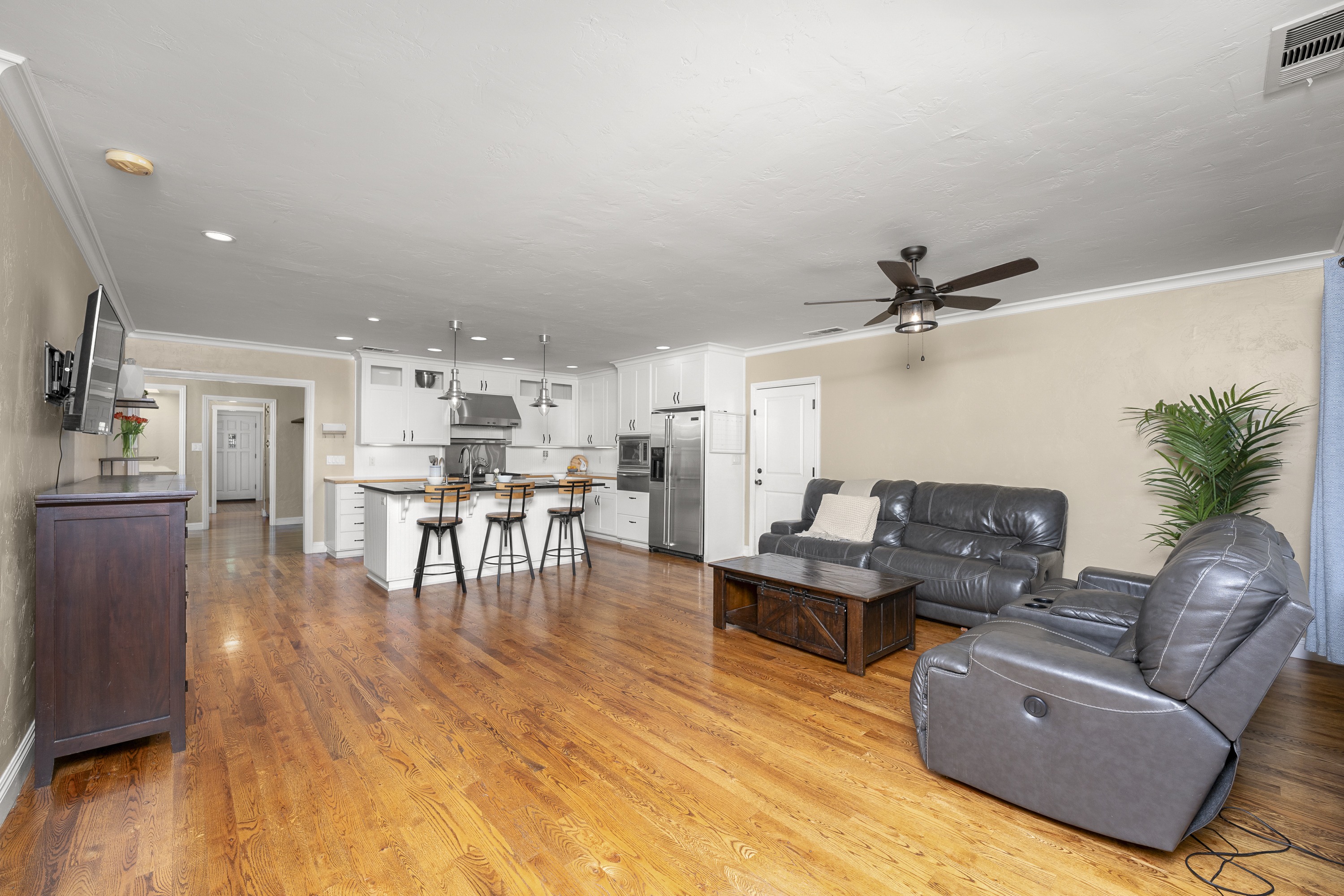 1005 Maple Avenue 