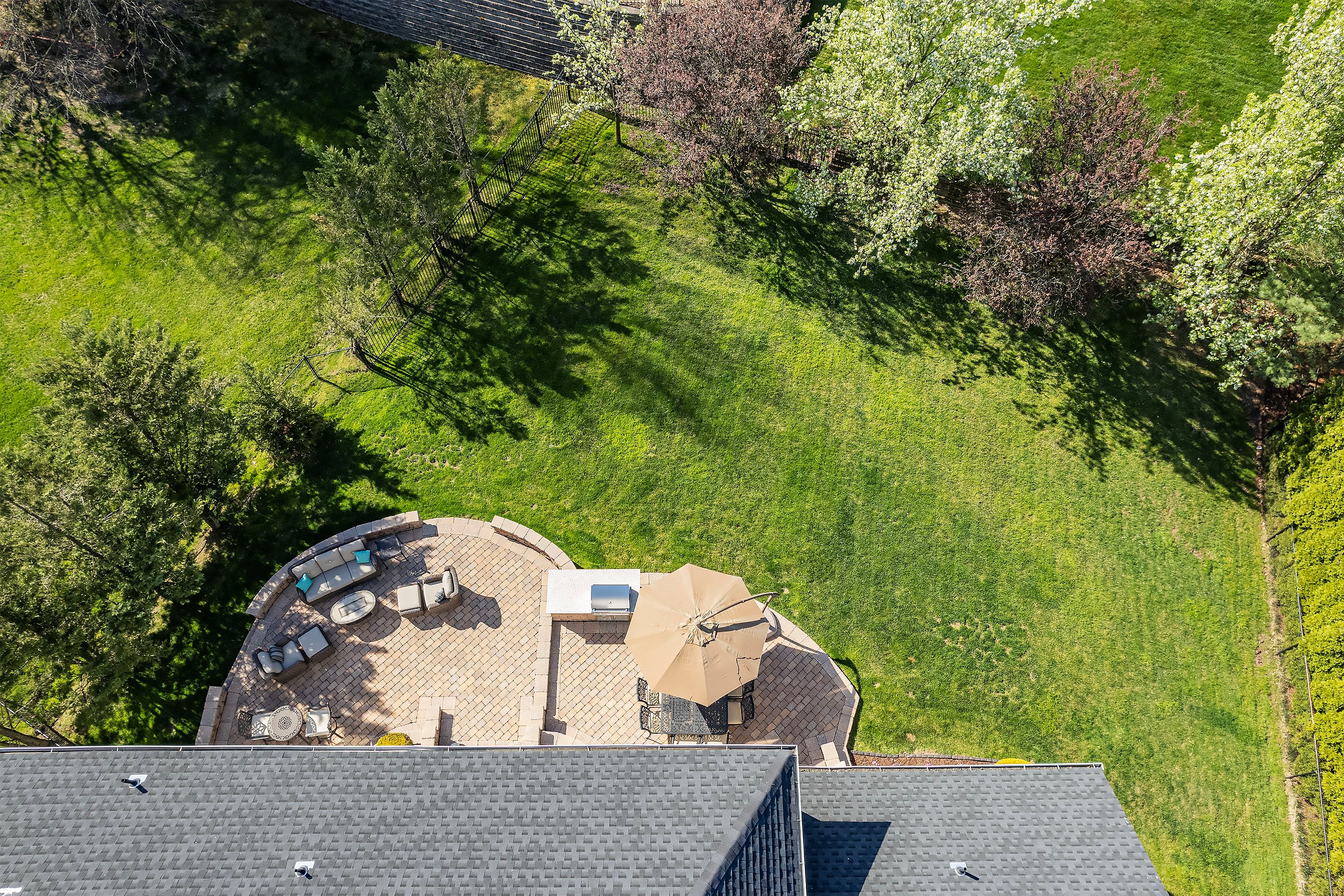 216 Jensen  Ct