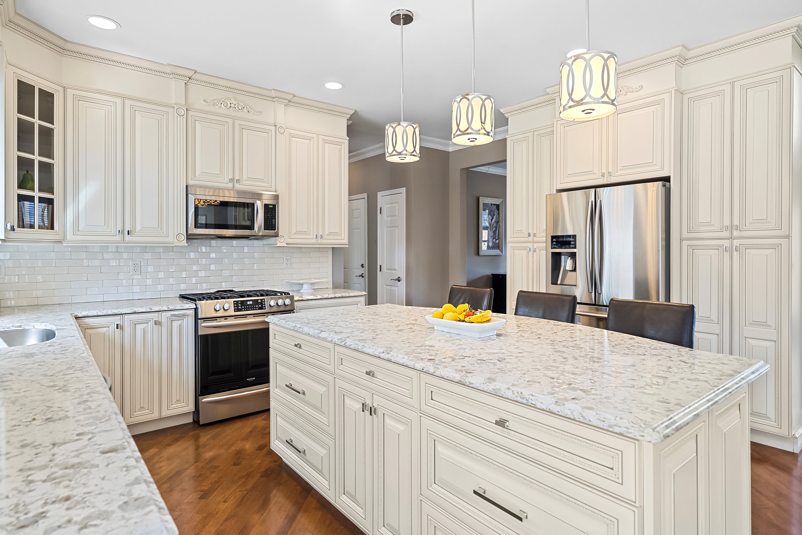 216 Jensen  Ct