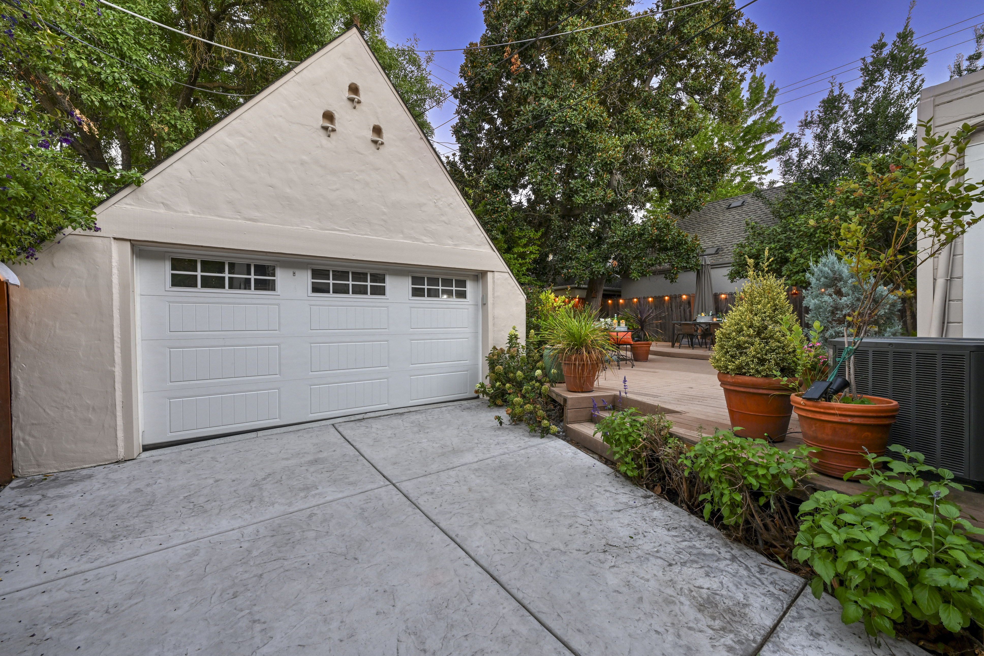 809 46th Street 