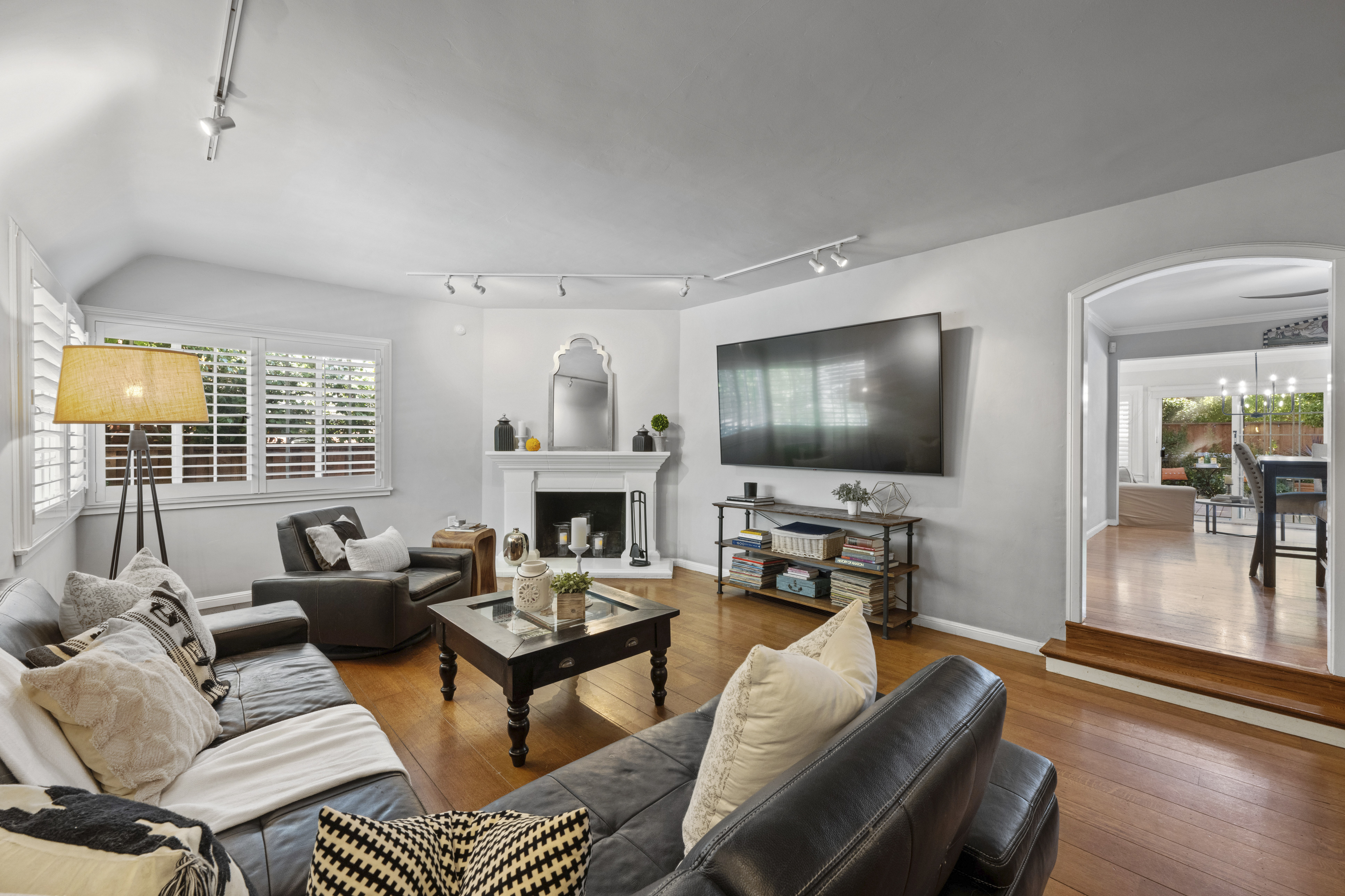 809 46th Street 