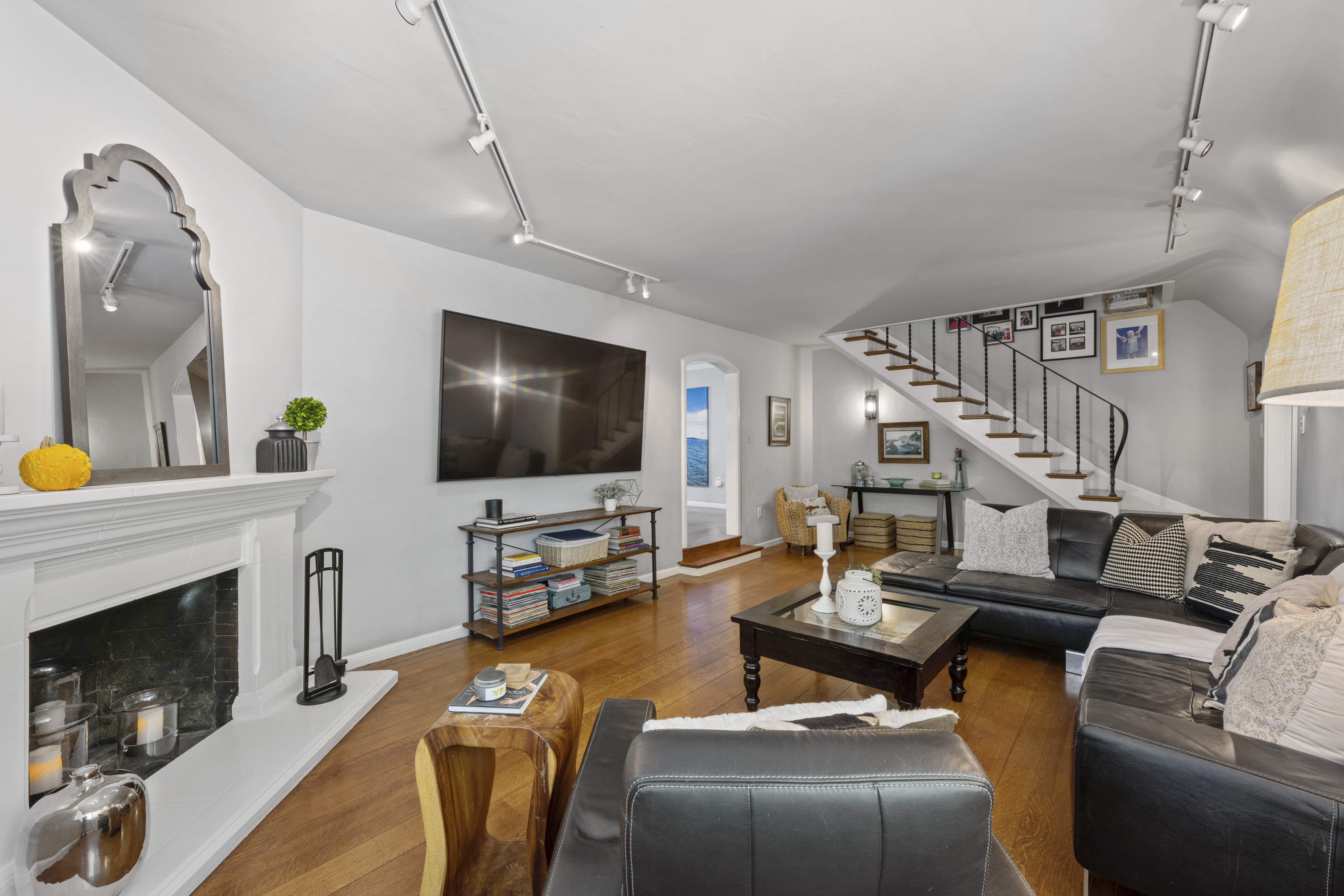809 46th Street 
