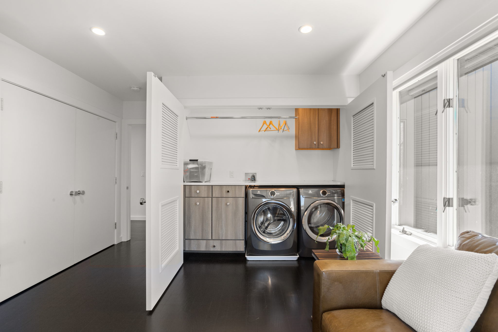 59 Wardell Ave